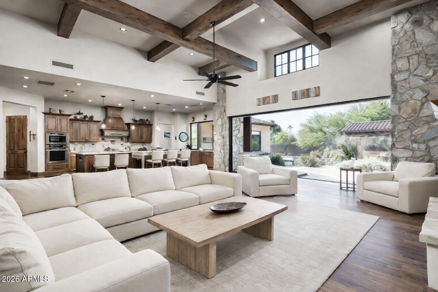 4610 E MEADOWVIEW Drive