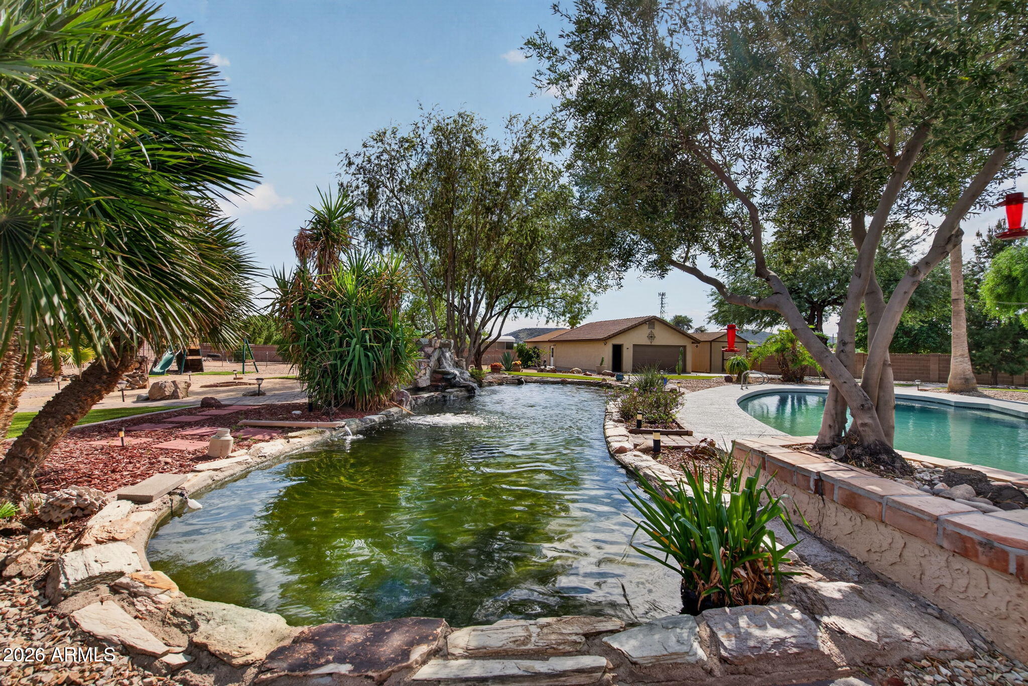 5003 W FALLEN LEAF Lane