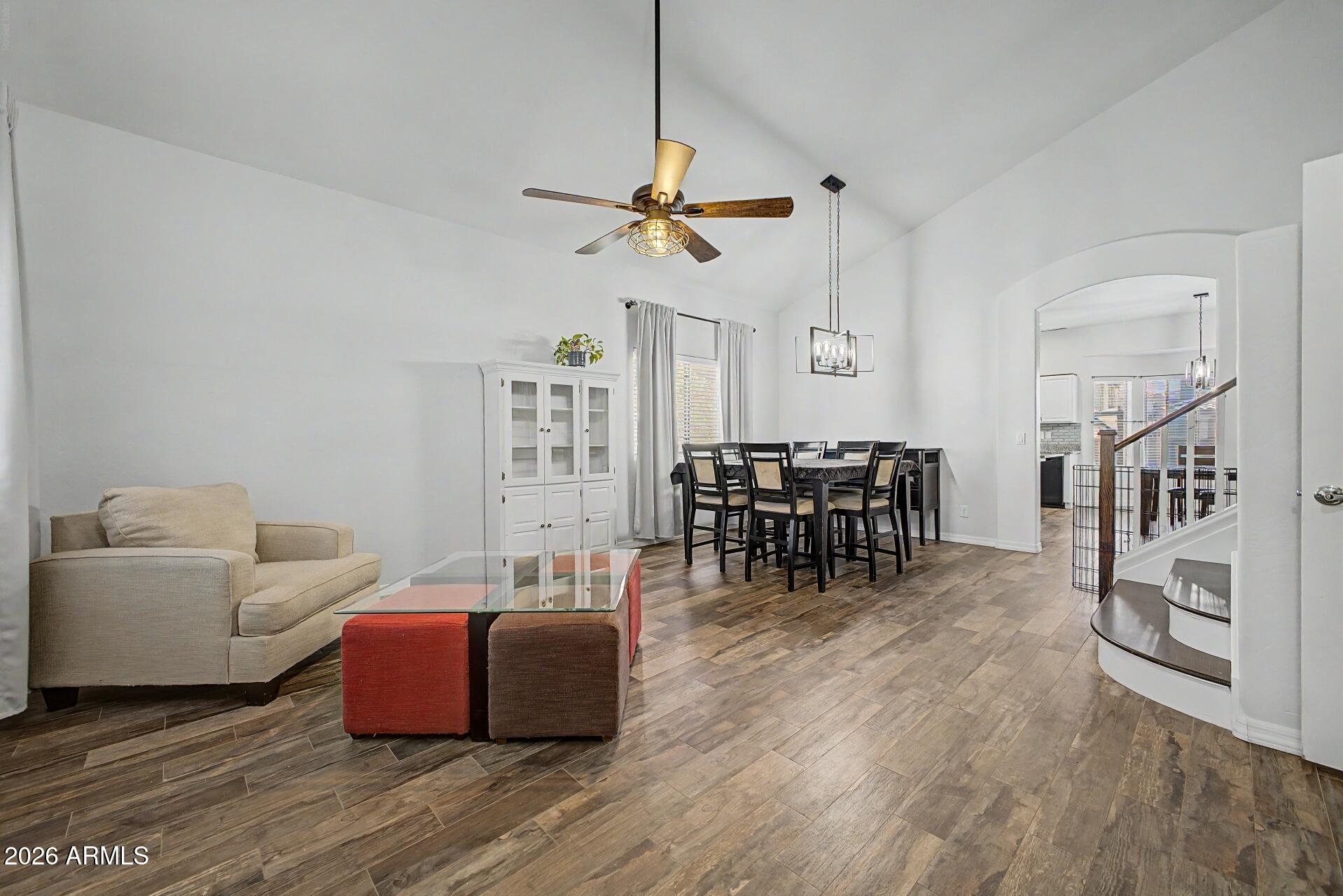 Properties 2 42165 W RAMONA Street