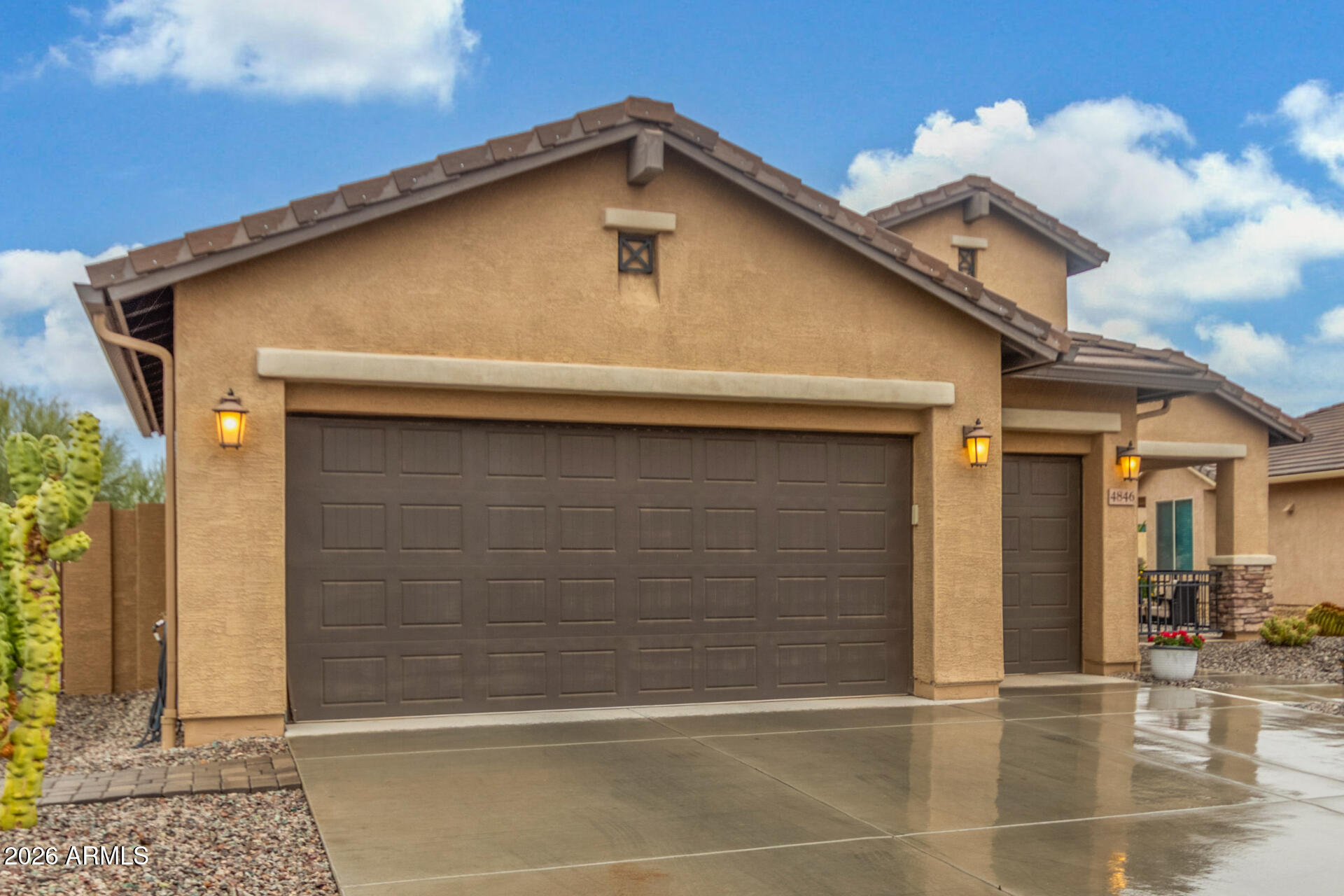 4846 W LOMA VERDE Avenue