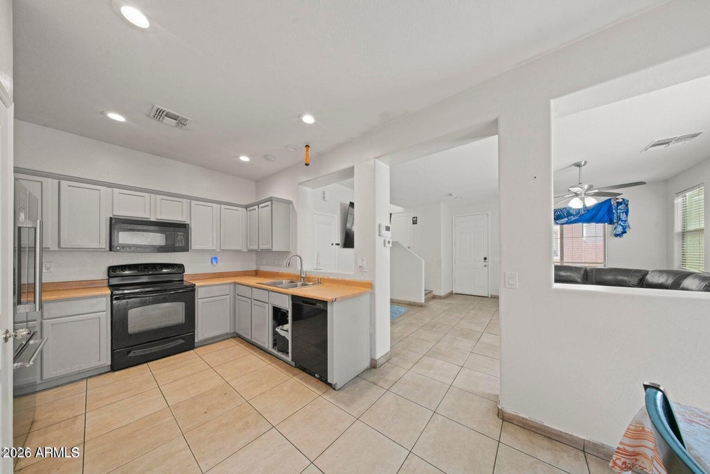 Photo of 272 S Eliseo Felix Jr Way, Avondale, AZ 85323 (MLS # 7093128)