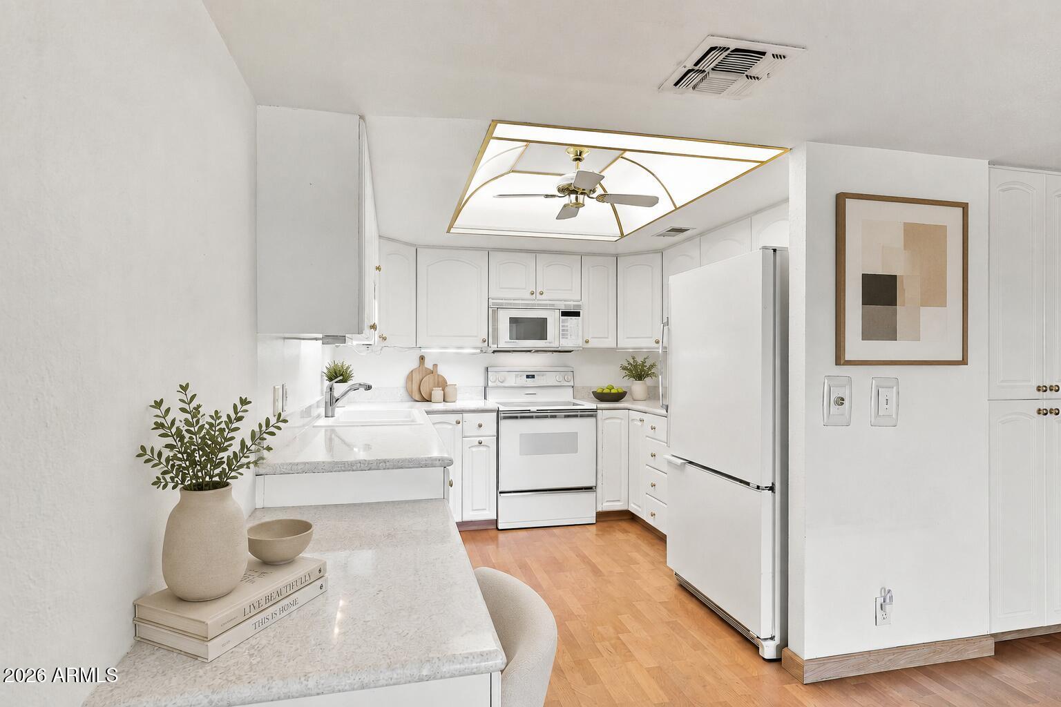 7820 E CAMELBACK Road 311
