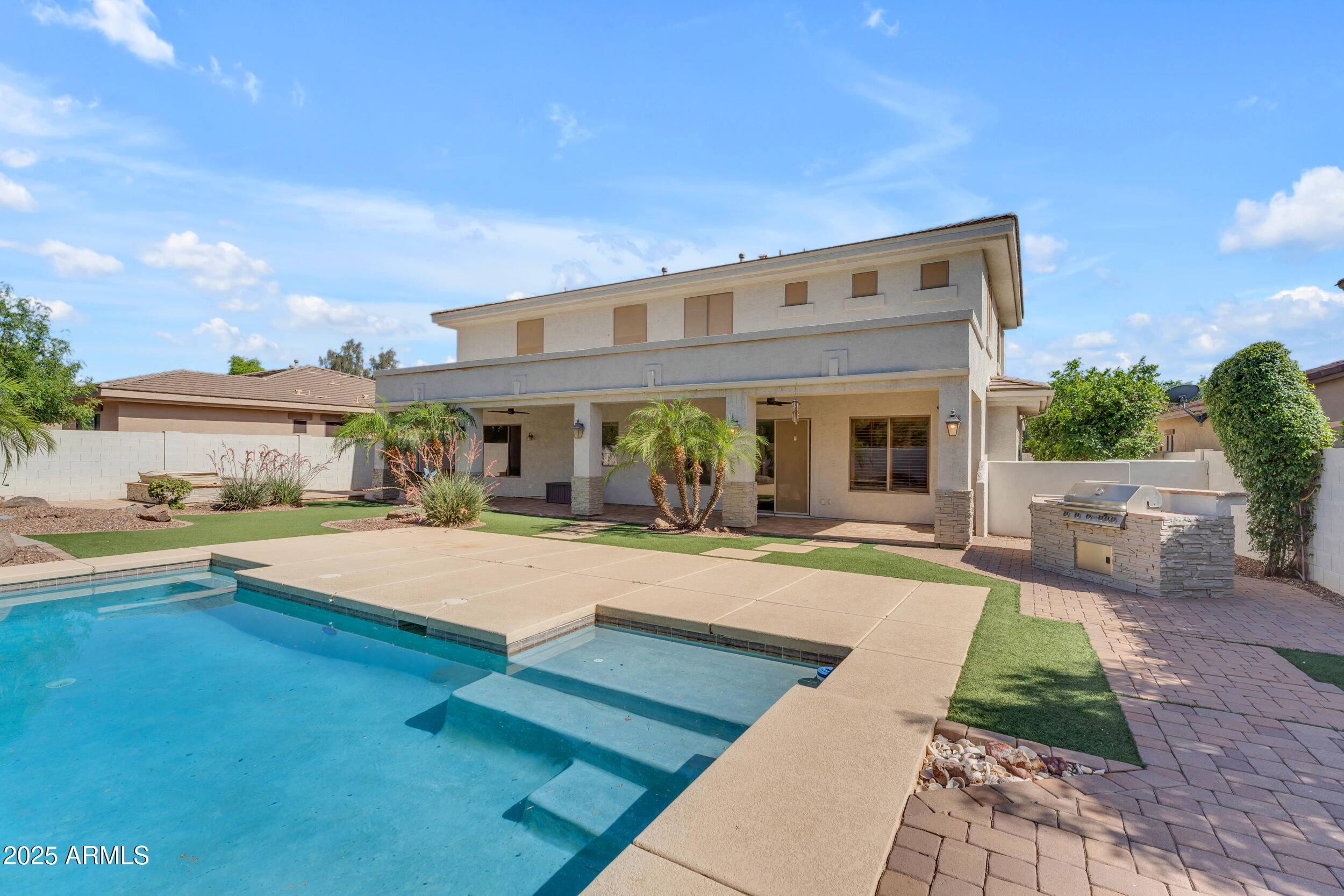 3806 E TAURUS Place