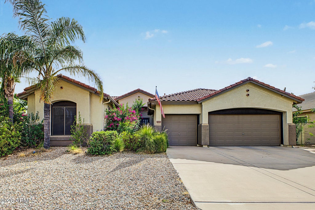 Photo of 6717 S Crestview Drive, Gilbert, AZ 85298 (MLS # 7093210)