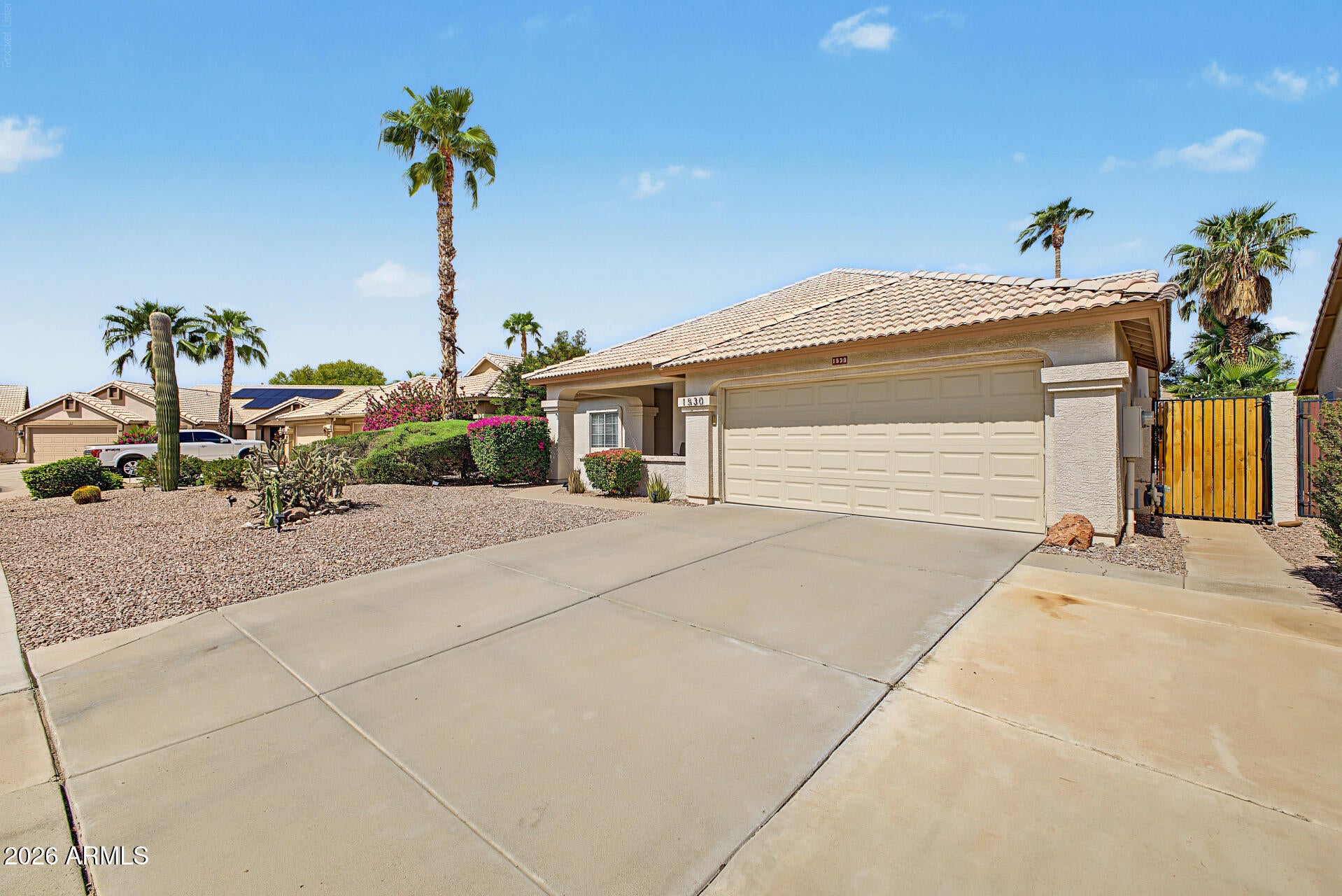 1530 E SAN TAN Street
