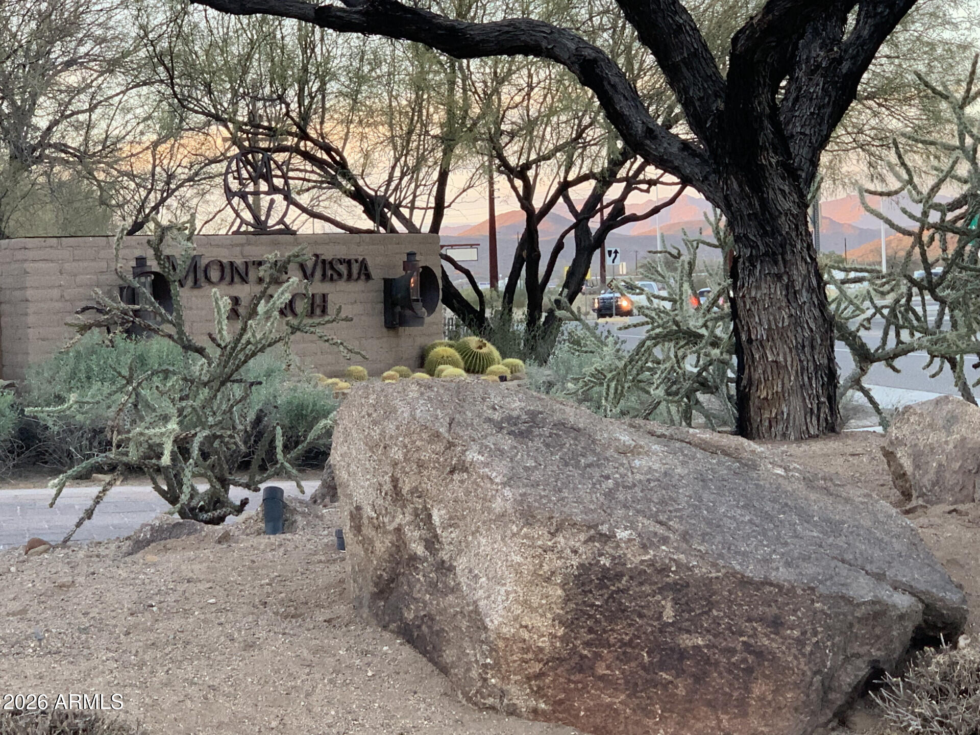 1055 W MONTE VISTA Trail 19