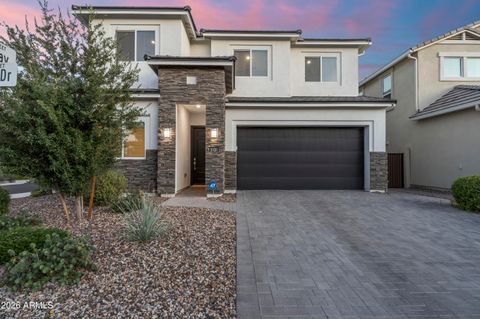 Property photo of 5131 E Village Drive, Scottsdale, AZ 85254