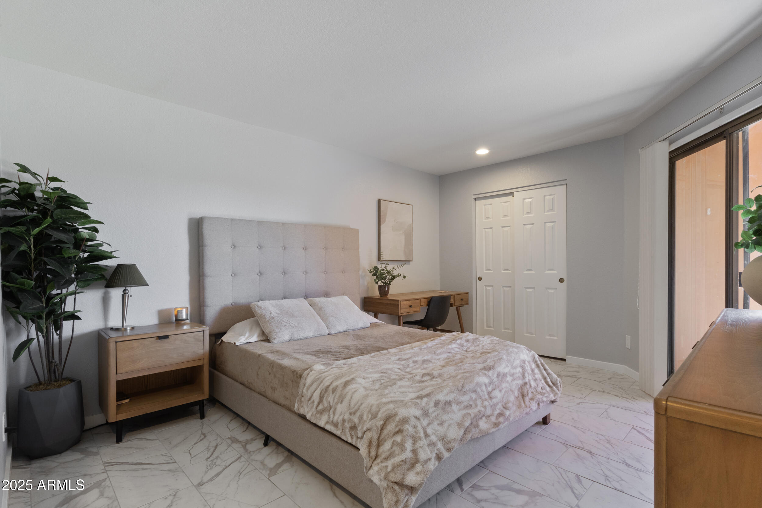 4303 E CACTUS Road 326