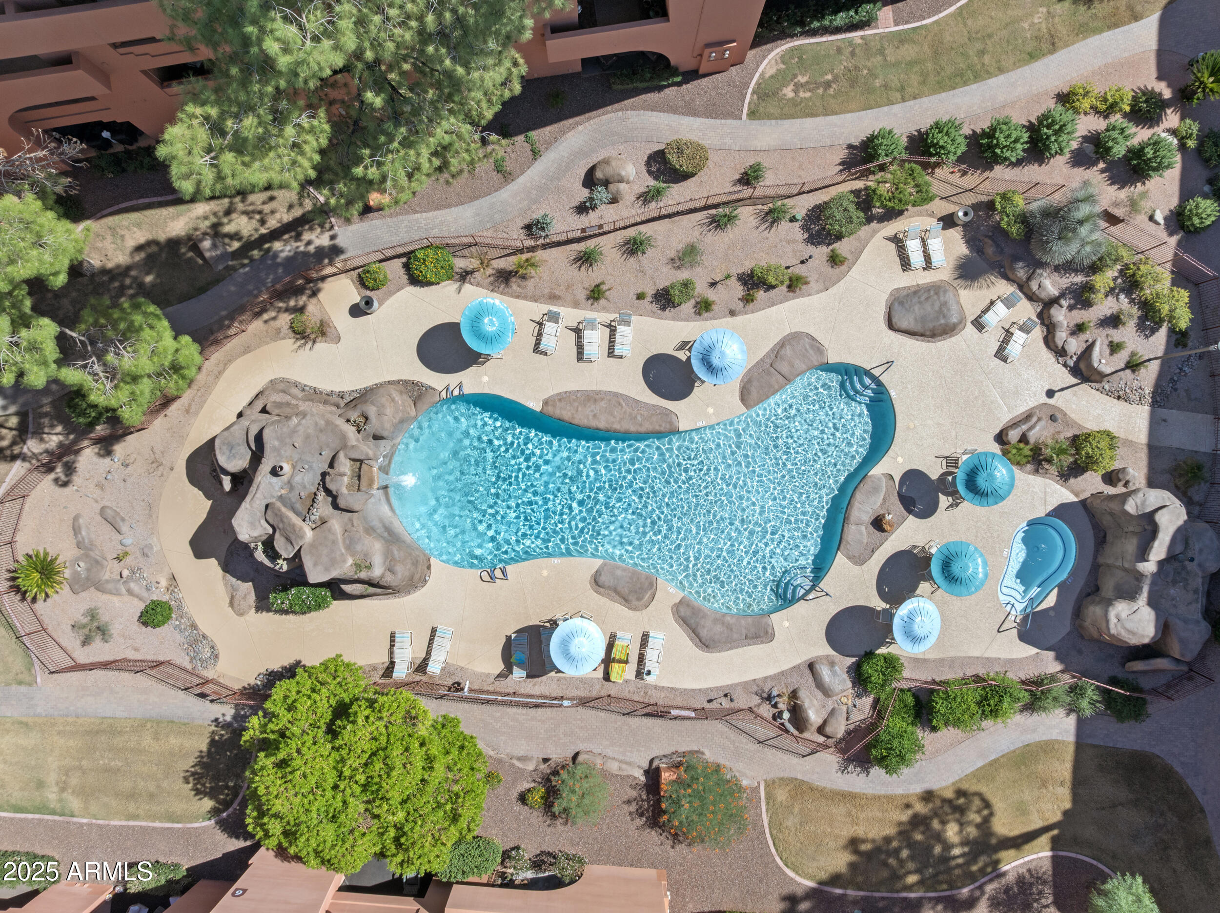 4303 E CACTUS Road 326