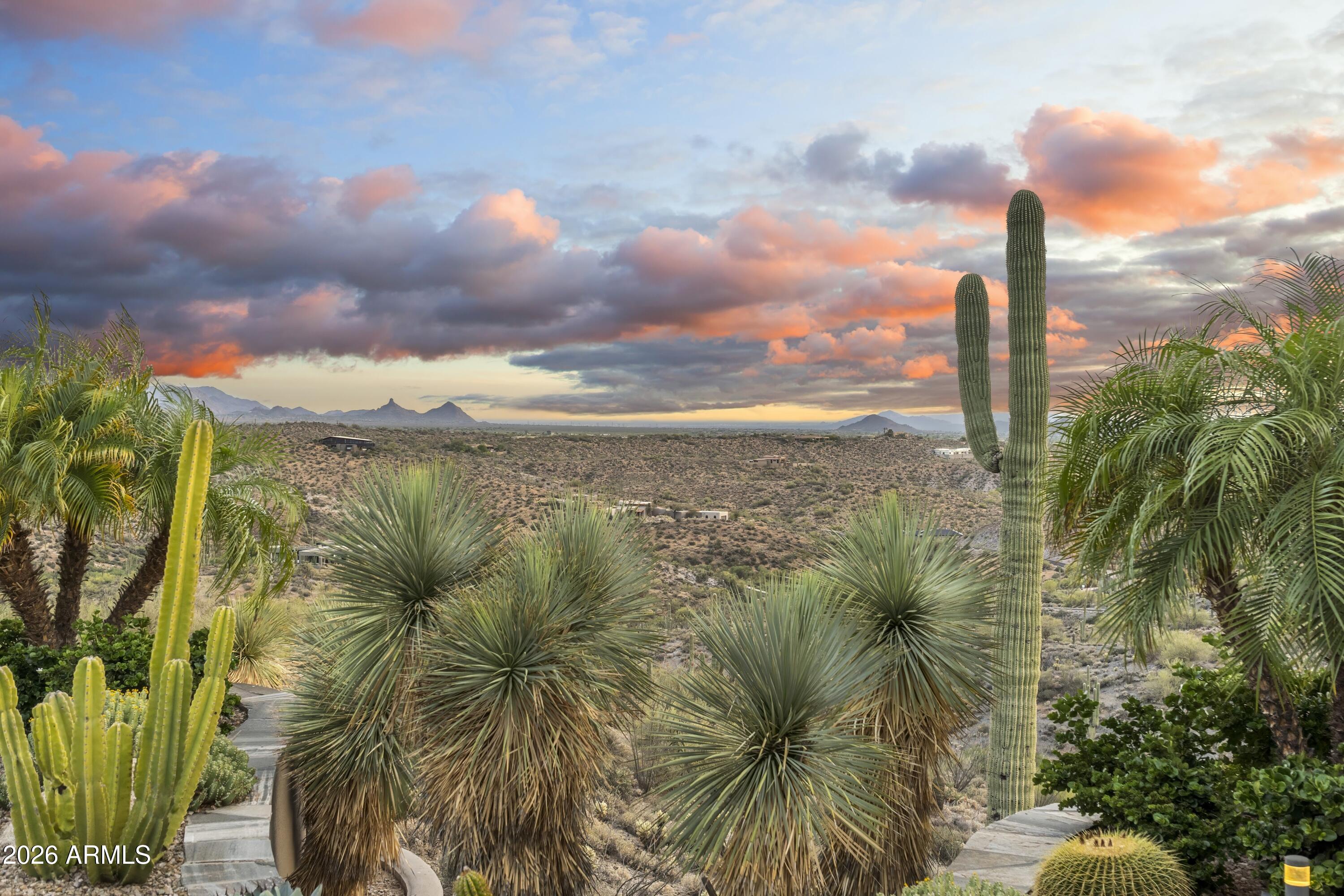 CAREFREE RANCH HOMESTEADS - Residential