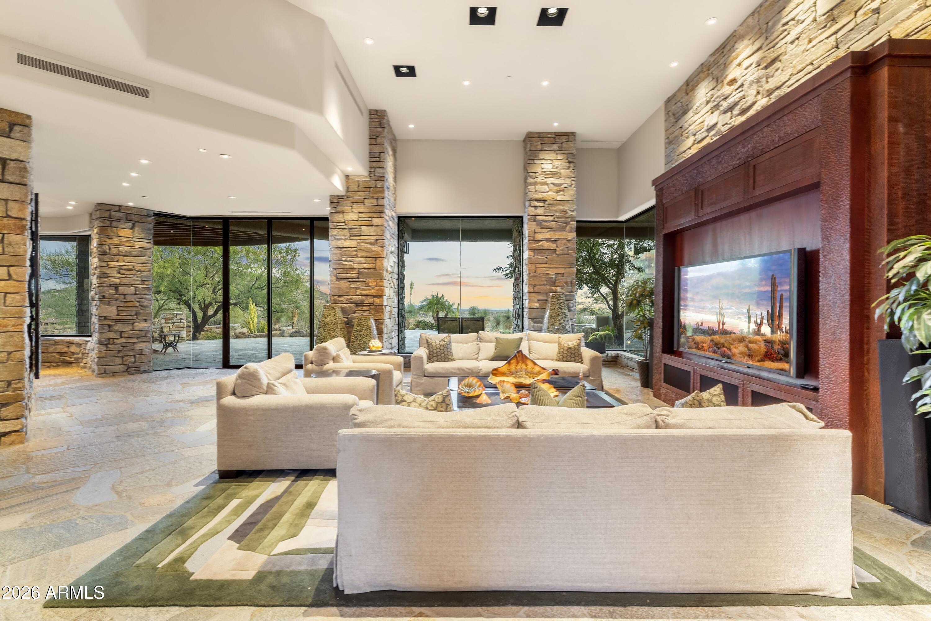 CAREFREE RANCH HOMESTEADS - Residential
