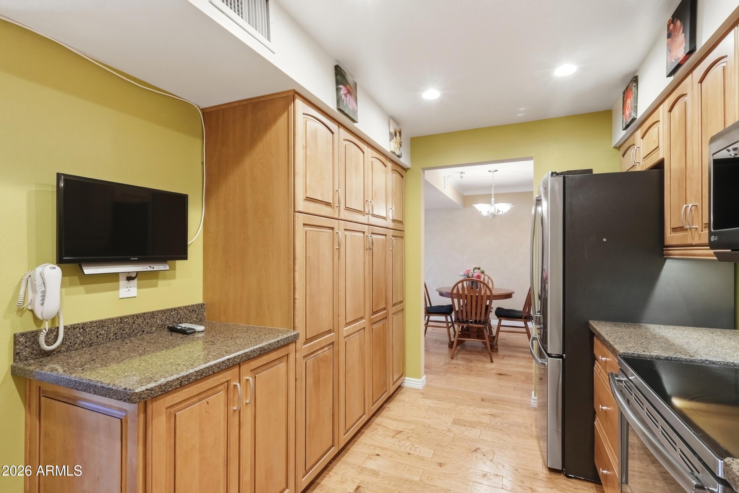 SUNLAND TOWERS 5 - Residential