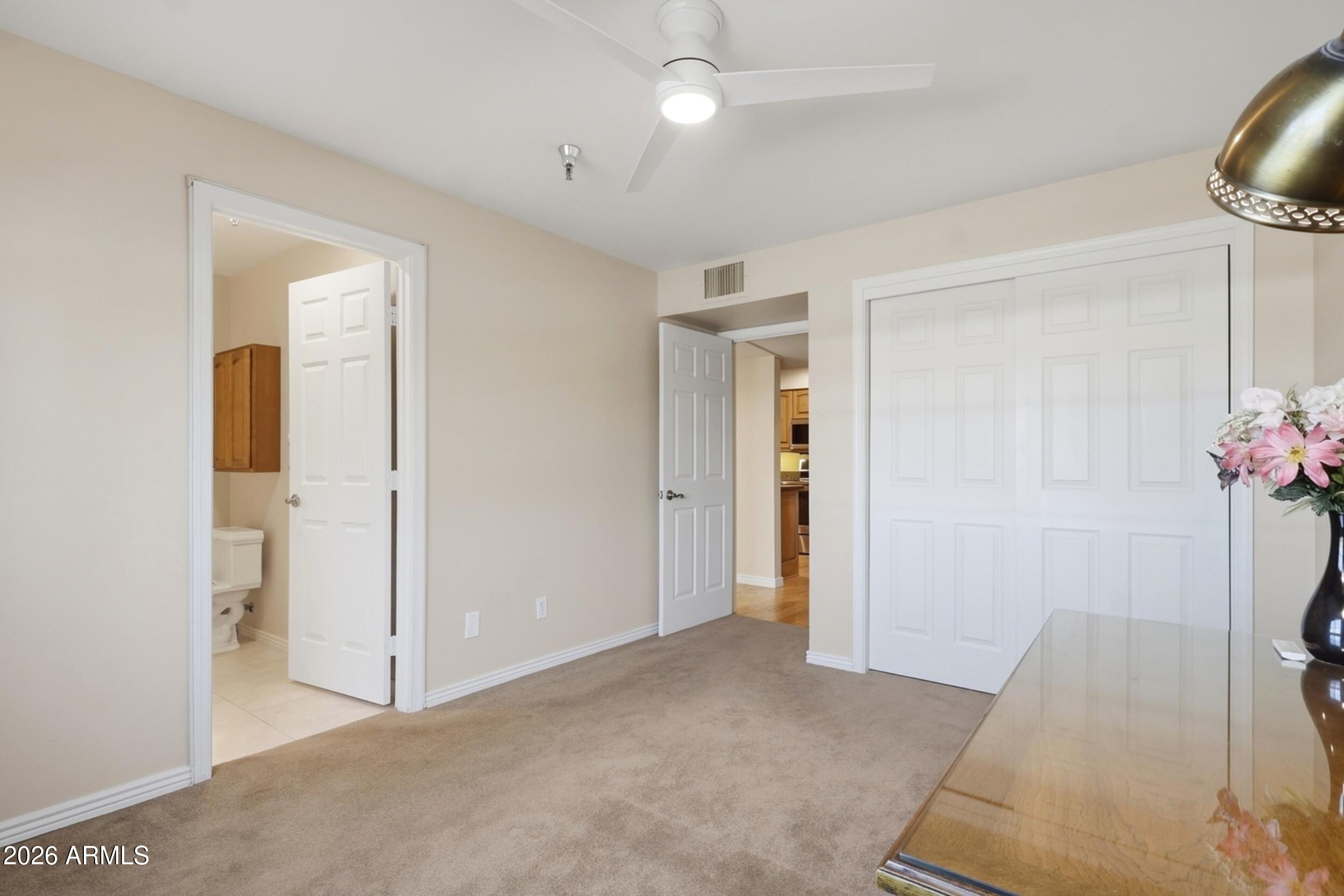 SUNLAND TOWERS 5 - Residential