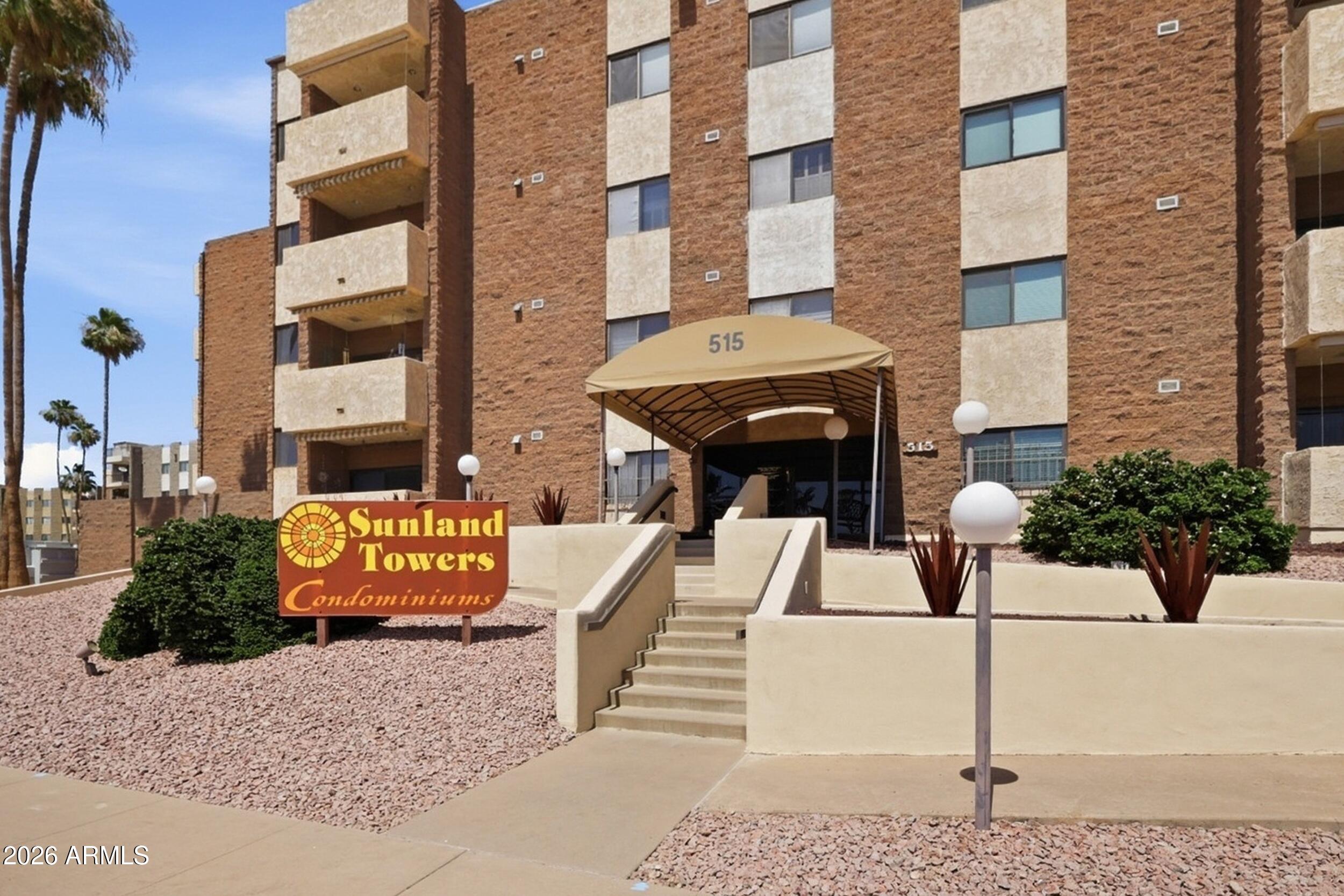 SUNLAND TOWERS 5 - Residential