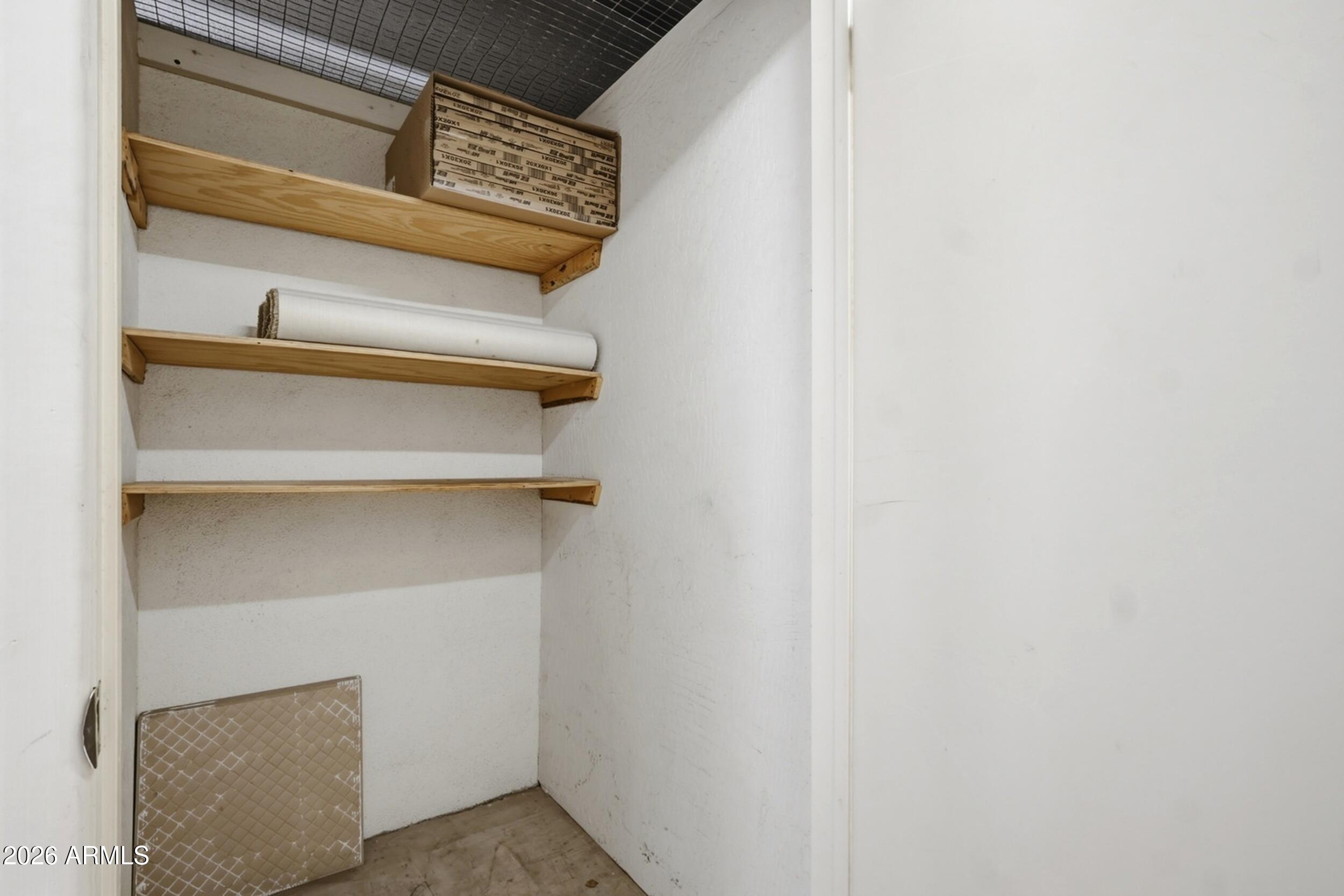 SUNLAND TOWERS 5 - Residential
