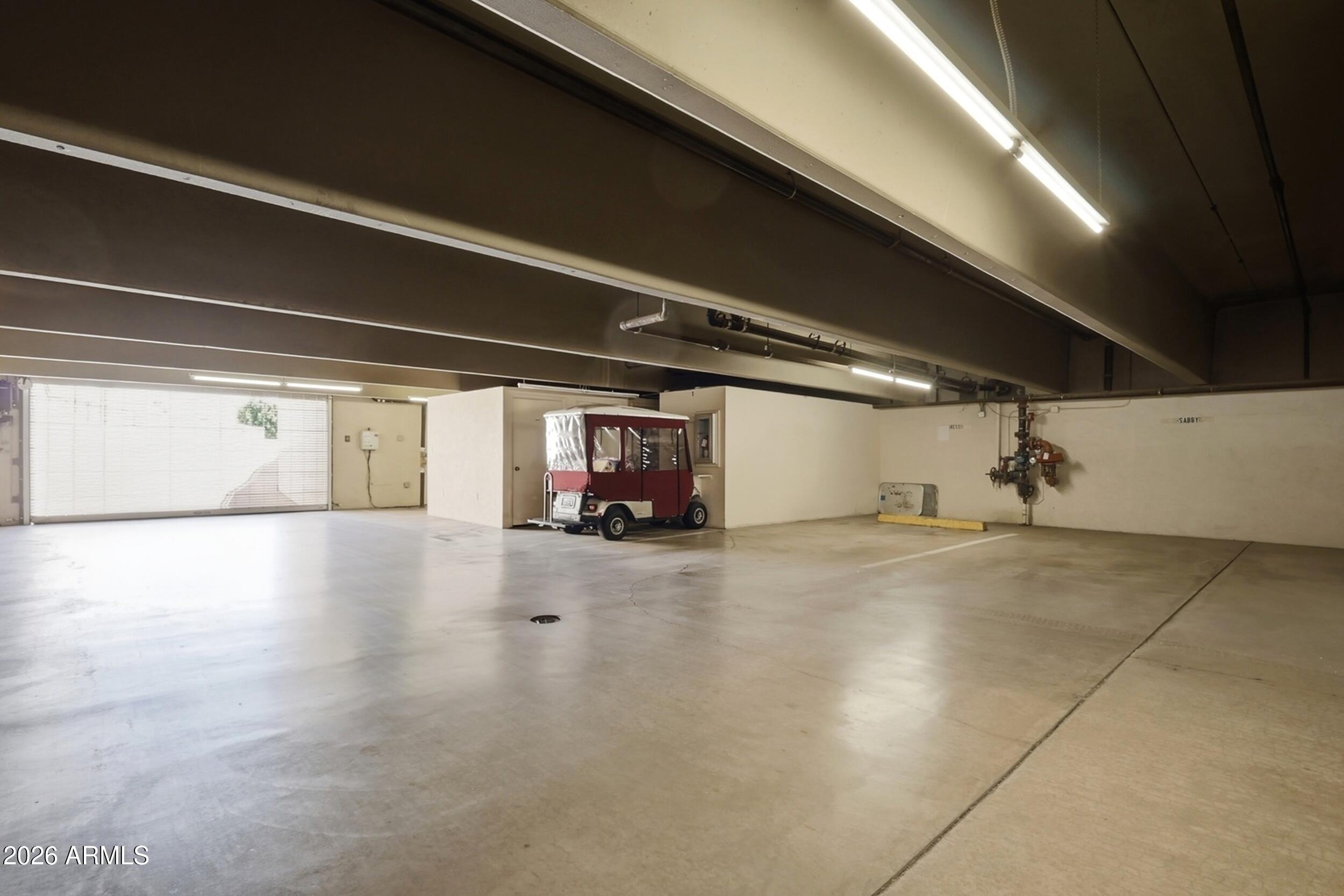 SUNLAND TOWERS 5 - Residential