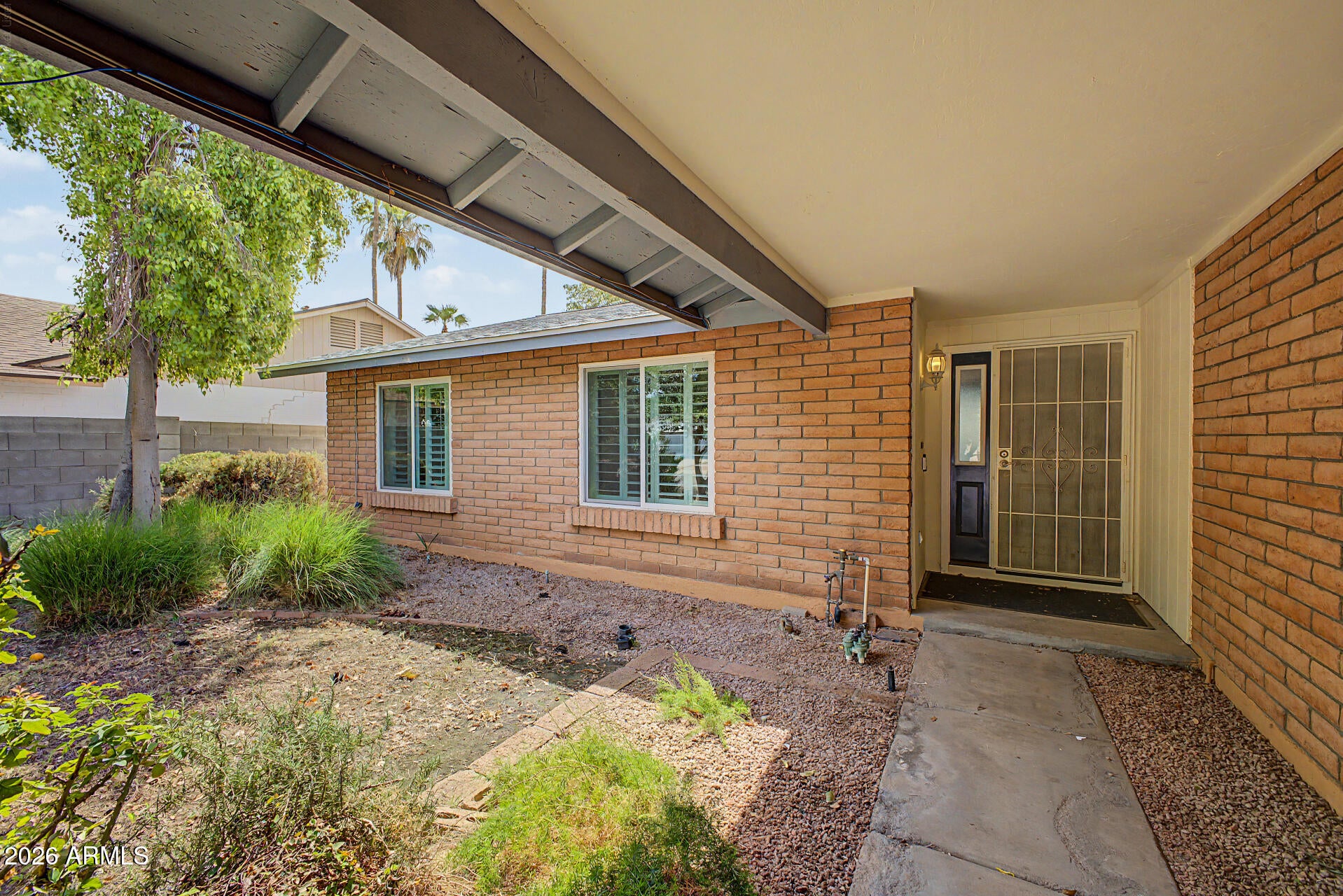2671 W CHILTON Street