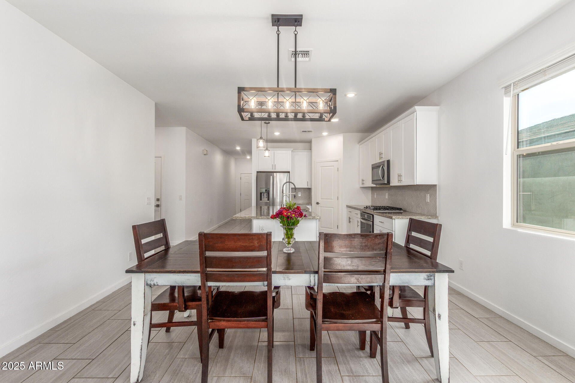 4002 E SIDESADDLE Road