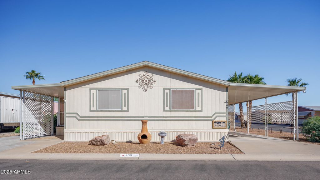 Photo of 450 W Sunwest Drive #200, Casa Grande, AZ 85122 (MLS # 6936921)