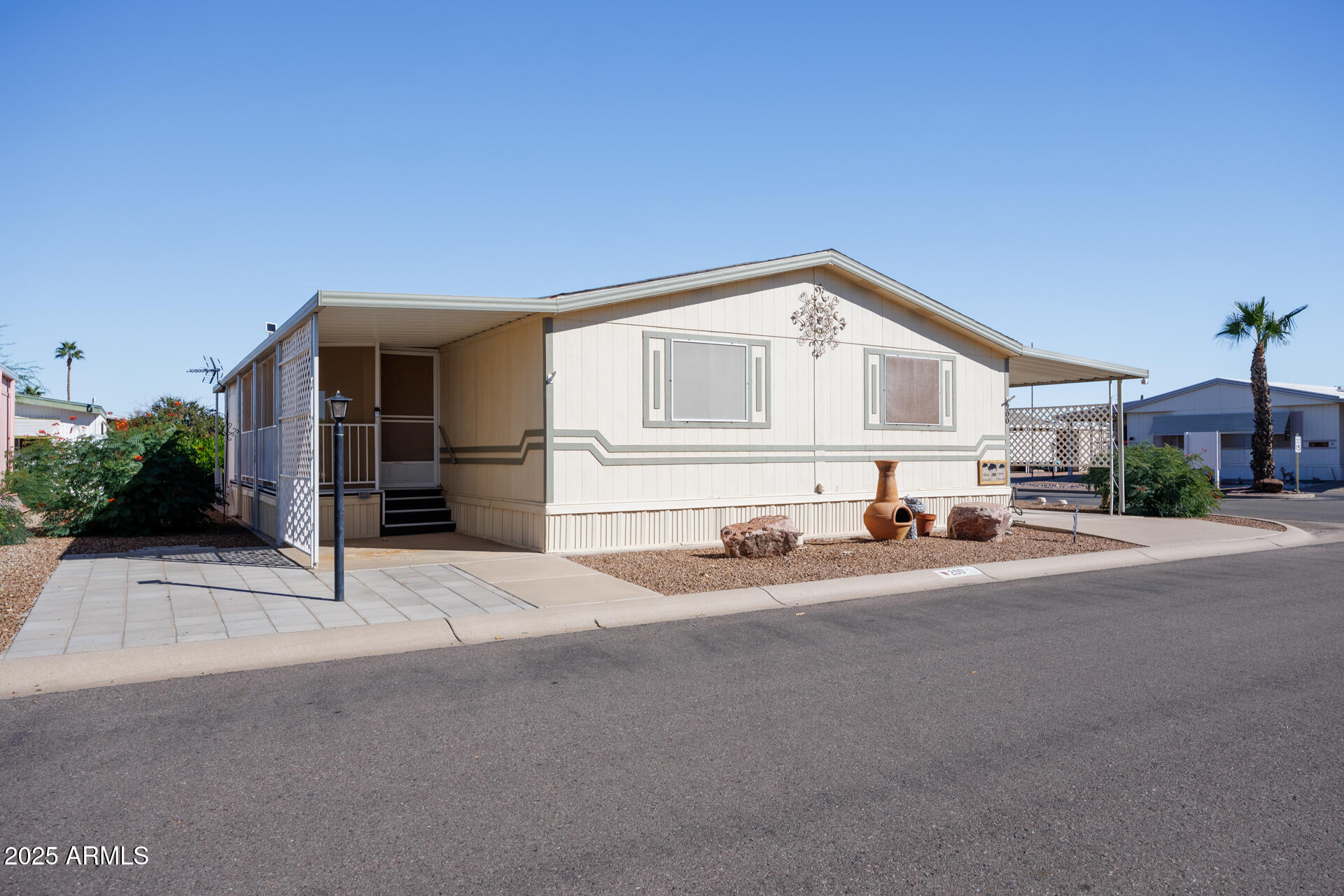 450 W Sunwest Drive 200