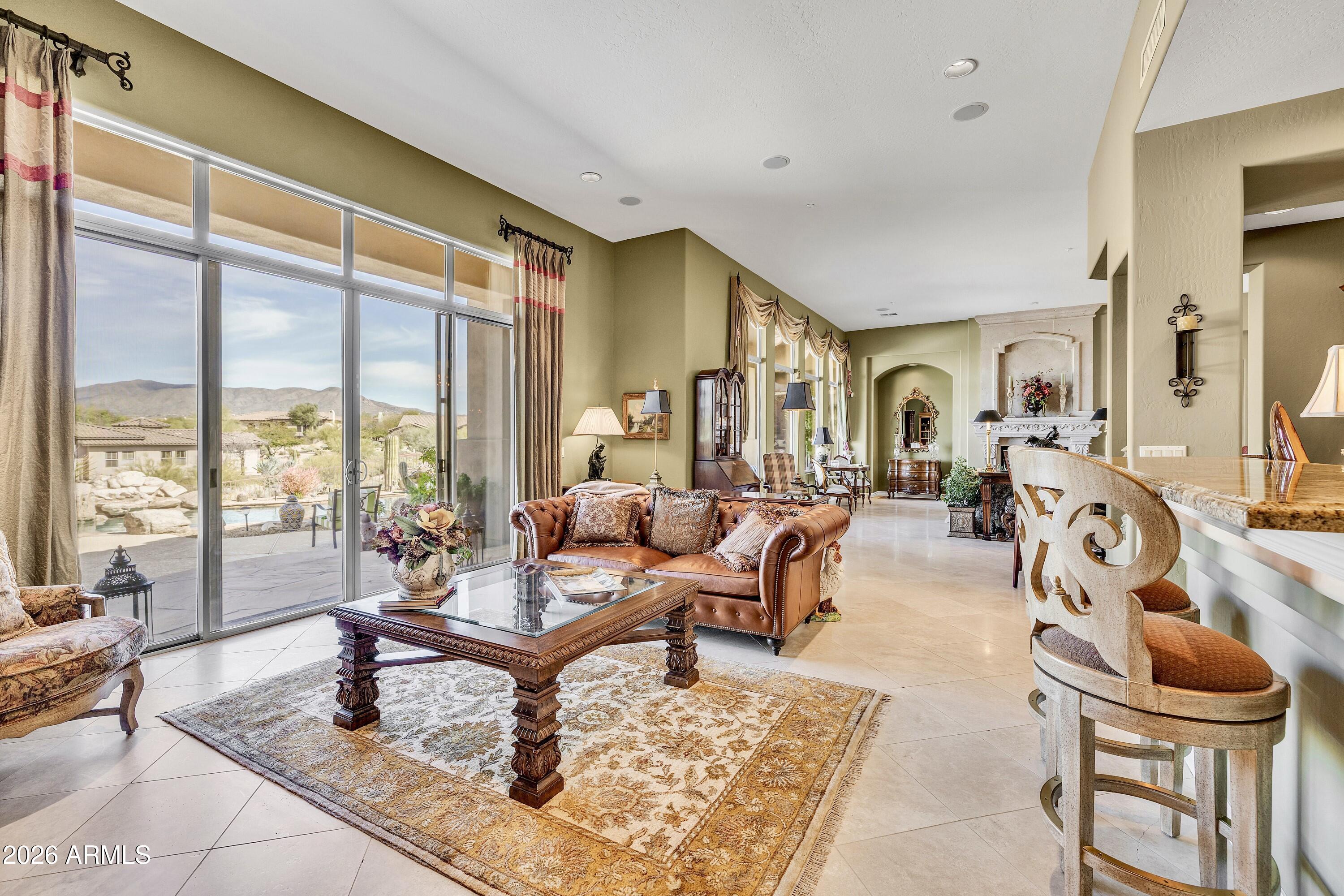 9800 E LOFTY POINT Road