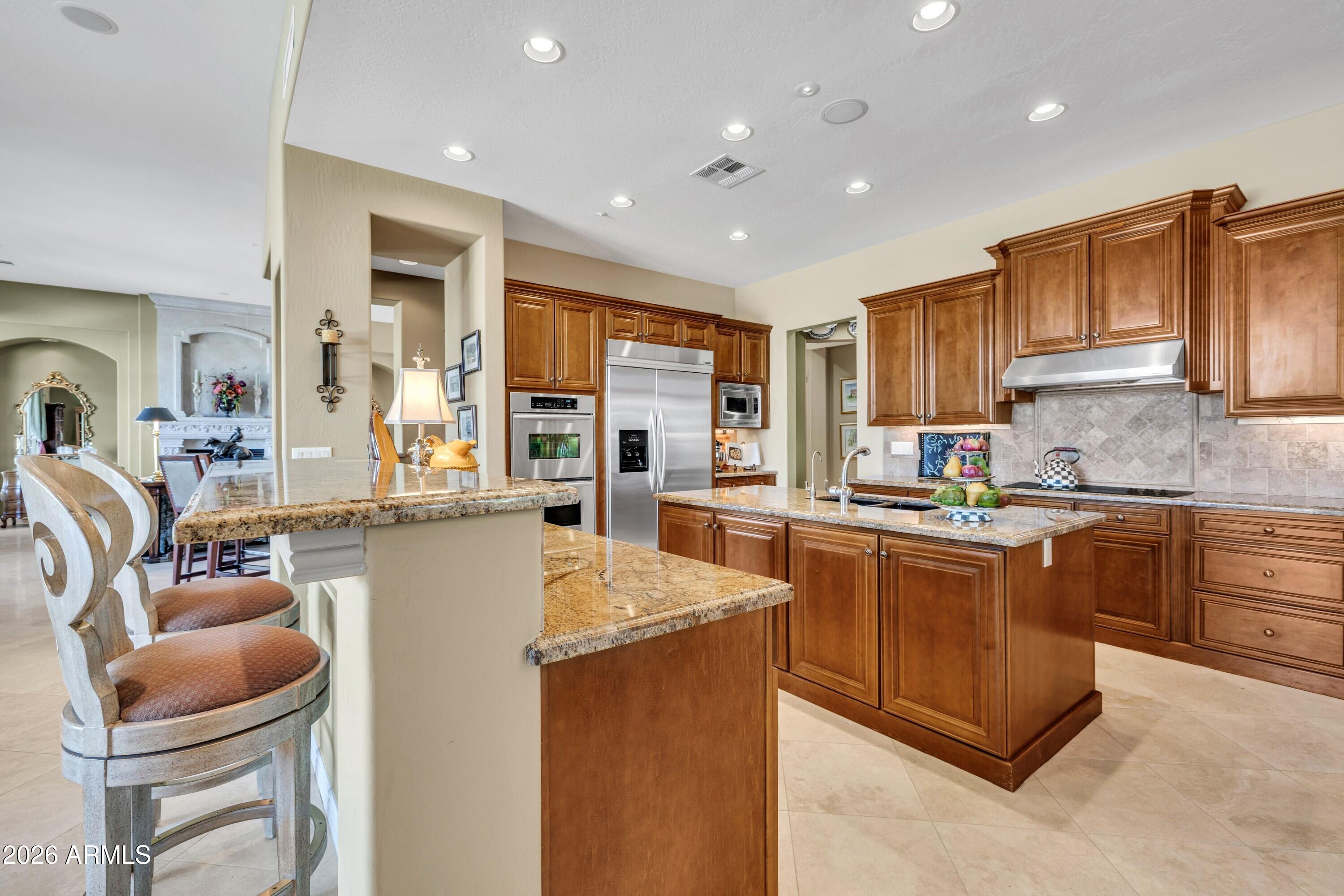 9800 E LOFTY POINT Road