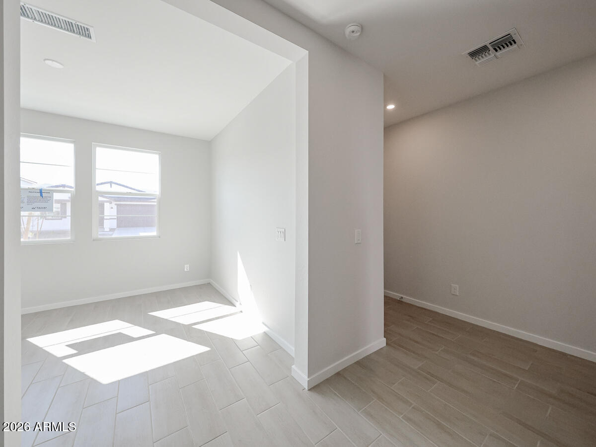 23060 W POTTER Drive