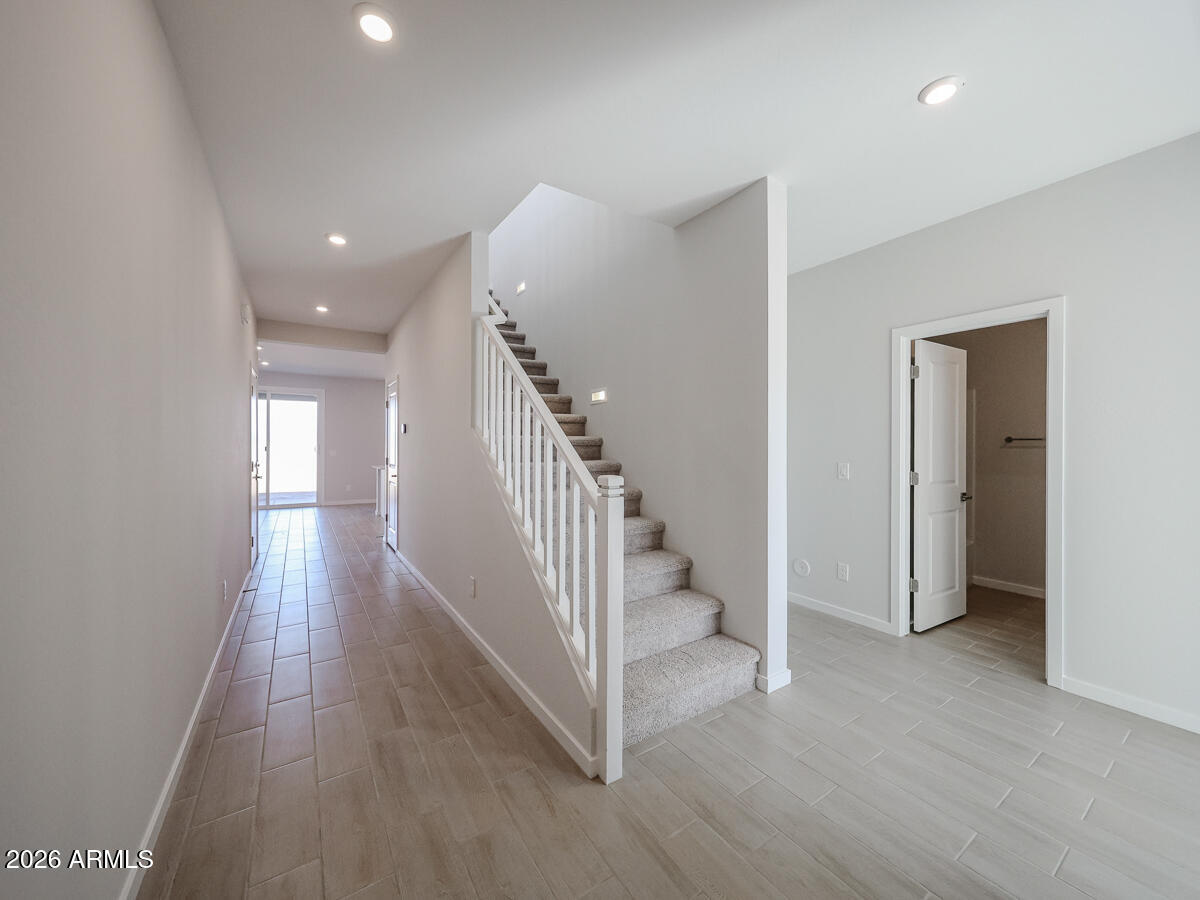 23060 W POTTER Drive