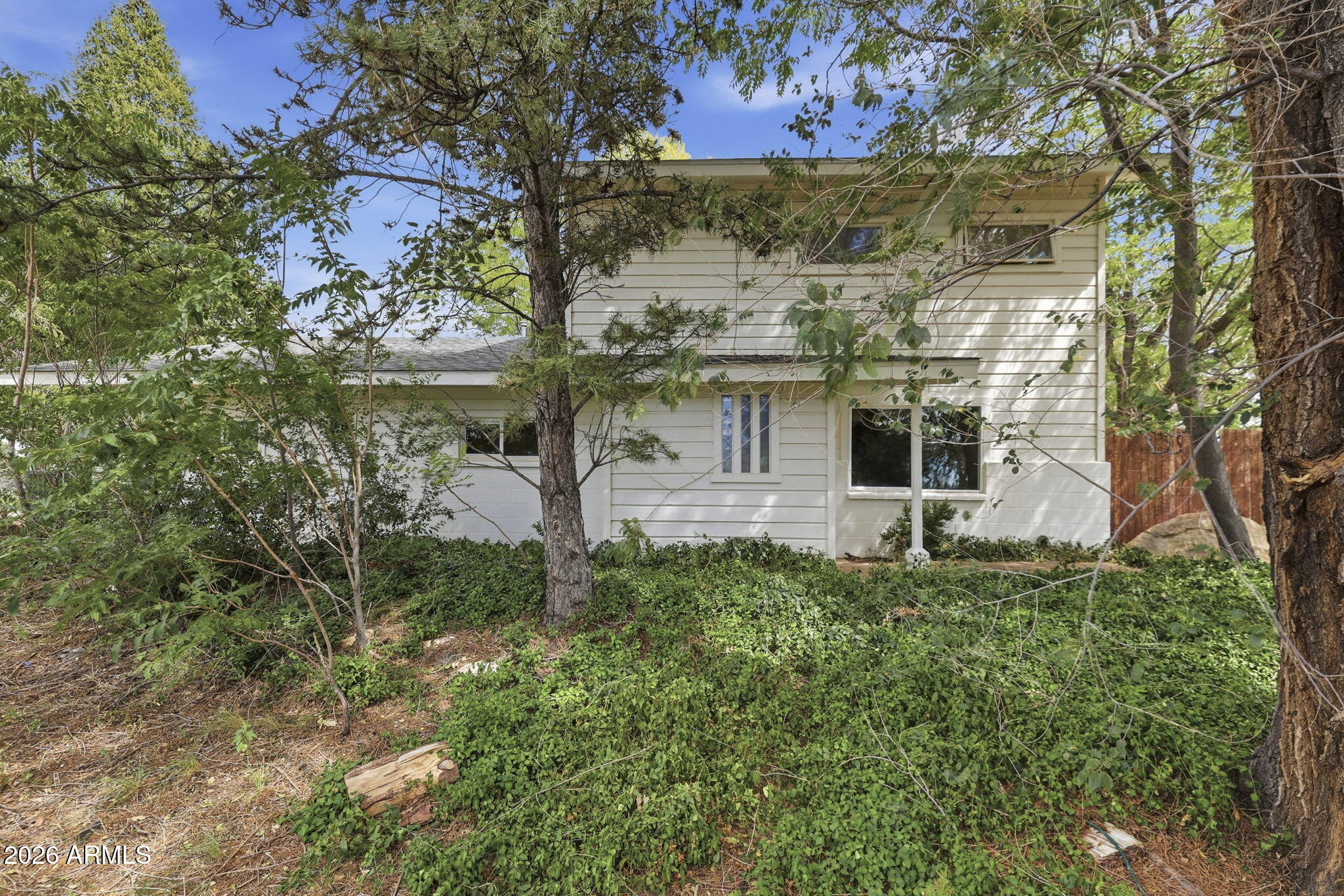 371 N Road 1 West --