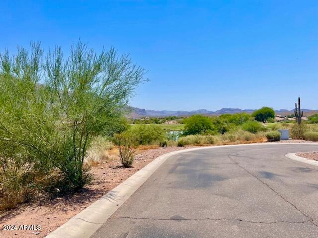 Photo of 9713 E Quarter Circle Loop #2, Gold Canyon, AZ 85118 (MLS # 6728511)