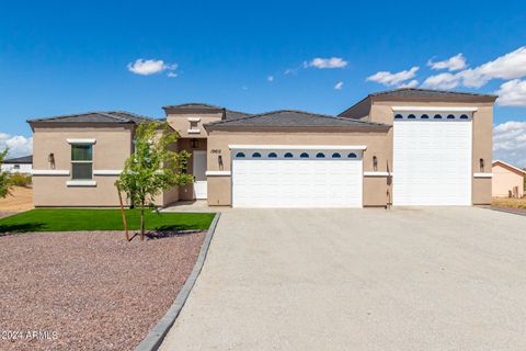 A home in Litchfield Park