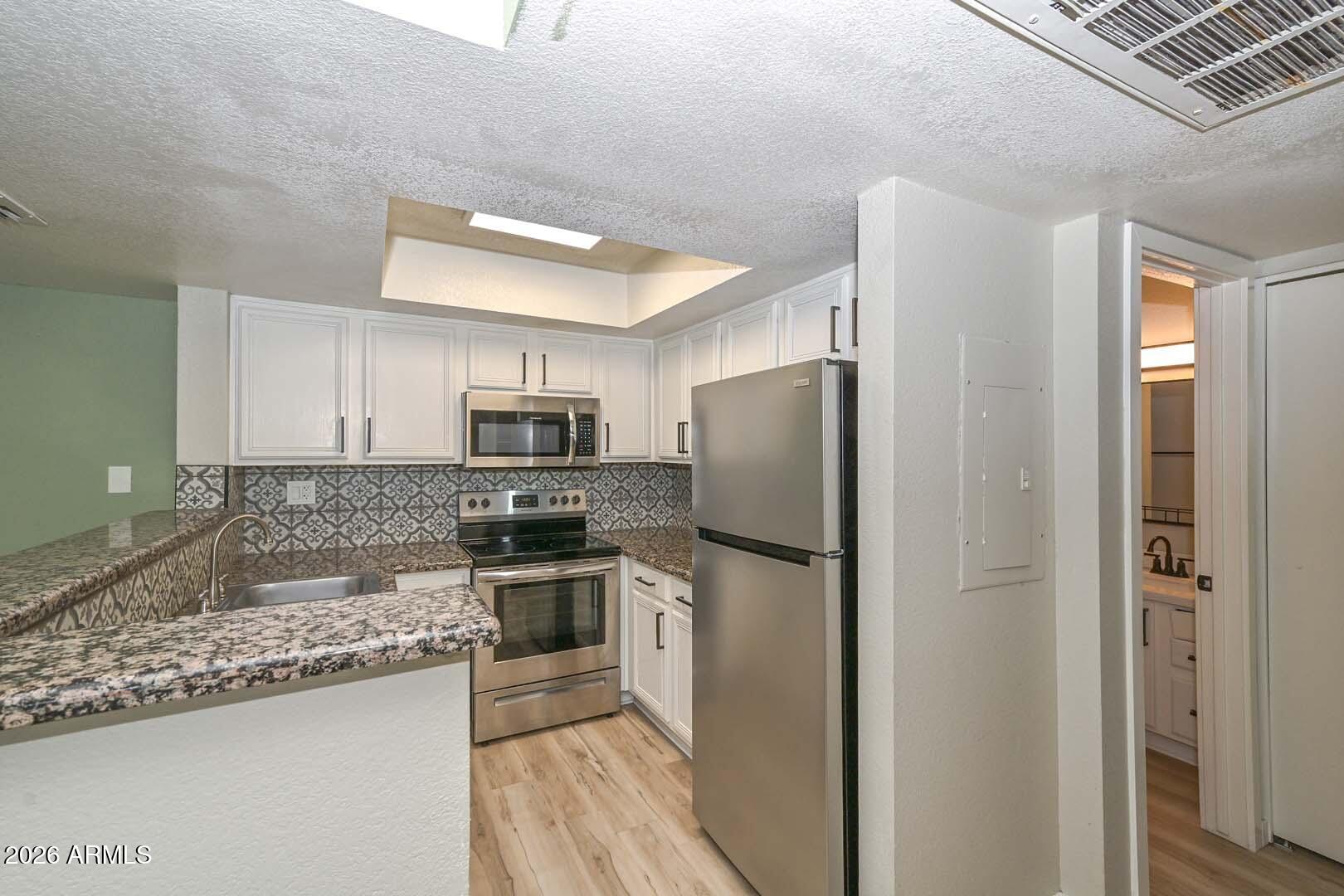 5757 W EUGIE Avenue 2013