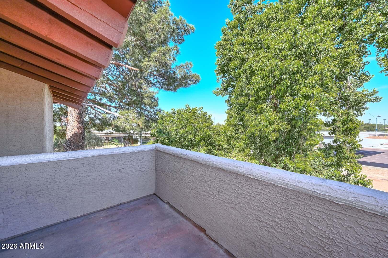 5757 W EUGIE Avenue 2013