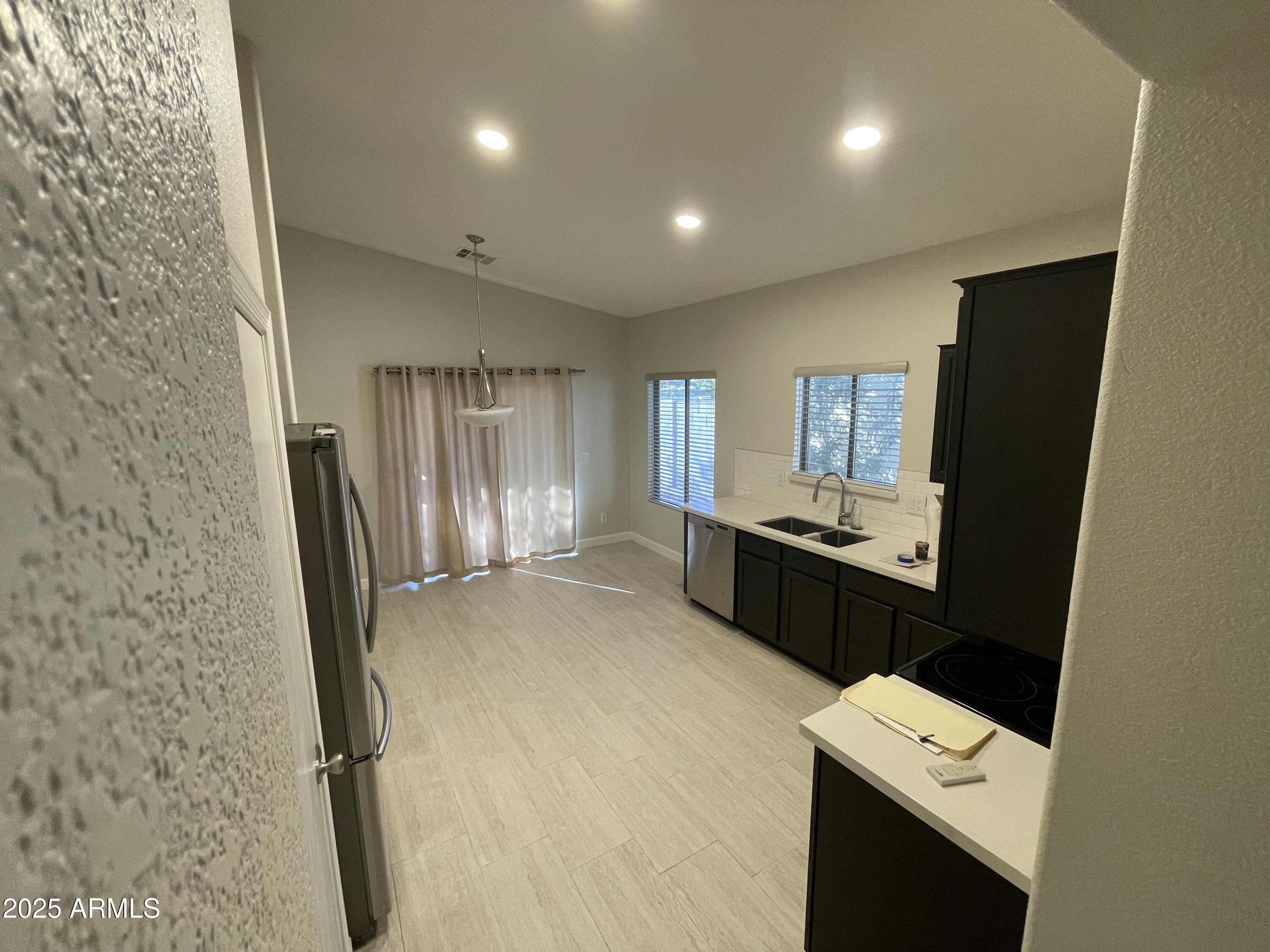 3803 W COMMONWEALTH Avenue