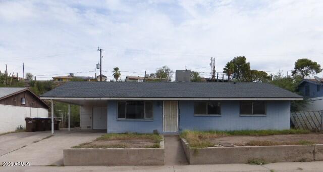 334 W DANBURY Road