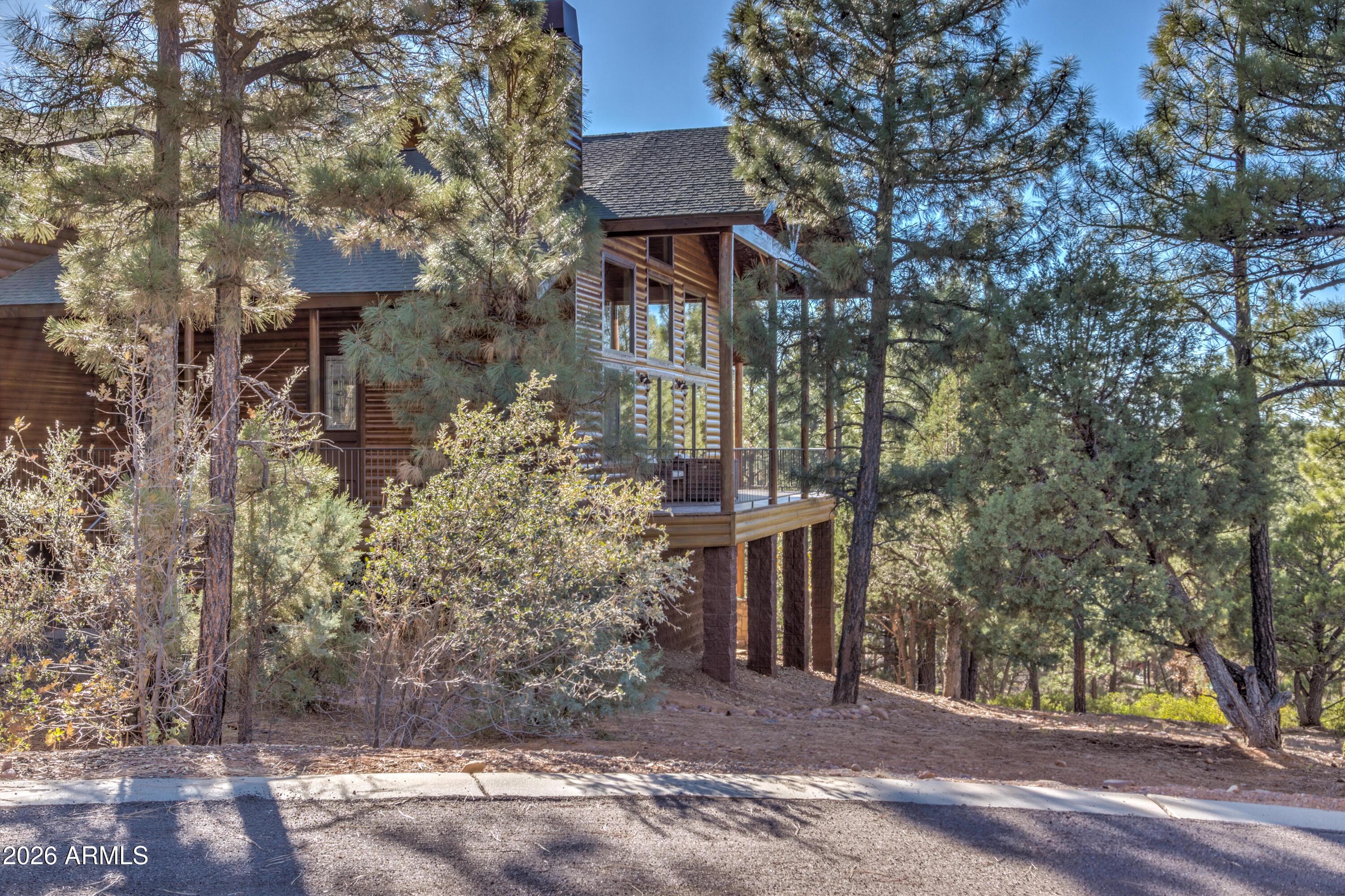 315 E MIDDLE MOUNTAIN Lane