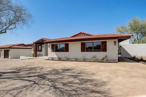 A home in Cave Creek