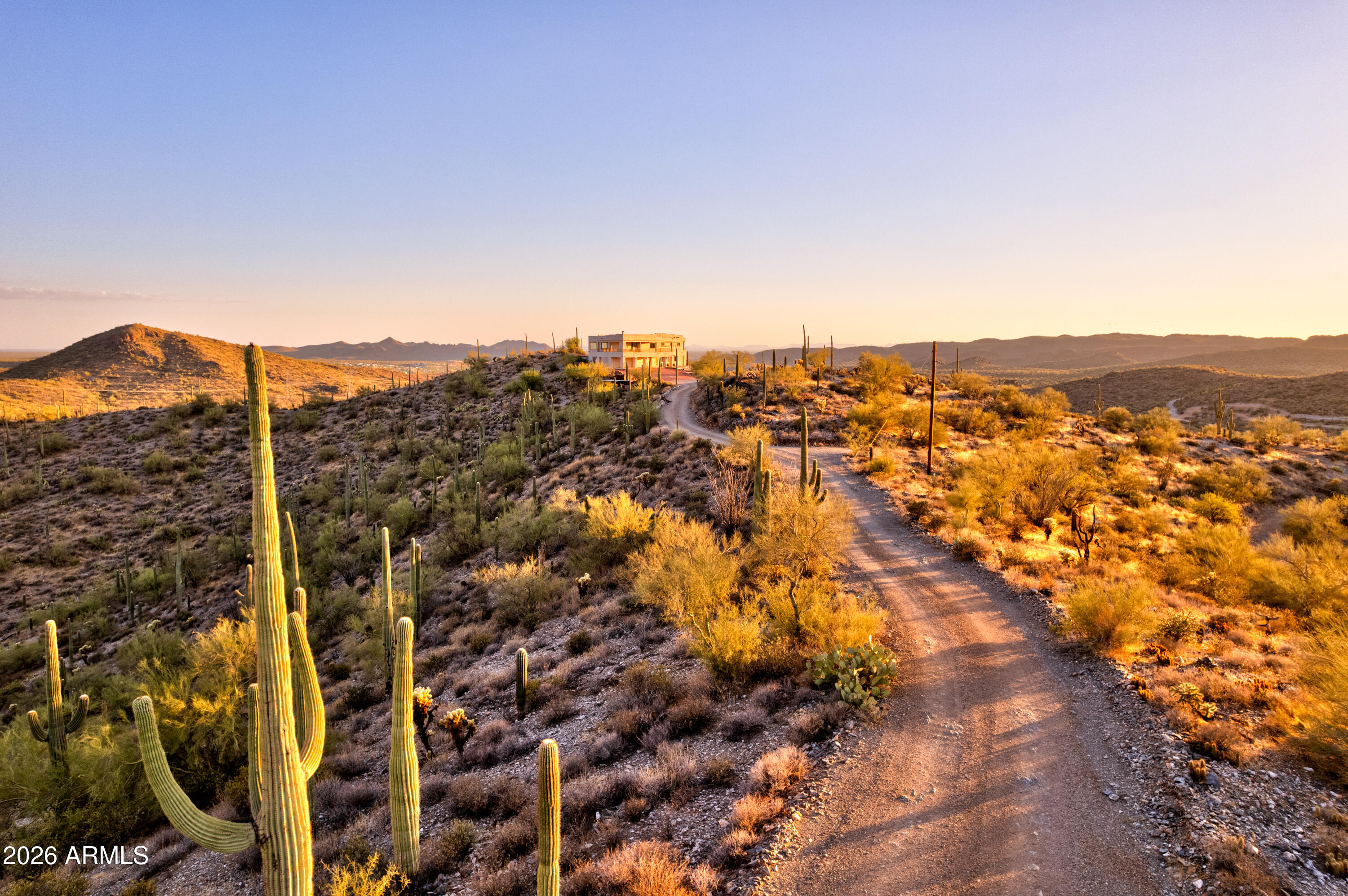 3246 N SILVER TIP Trail