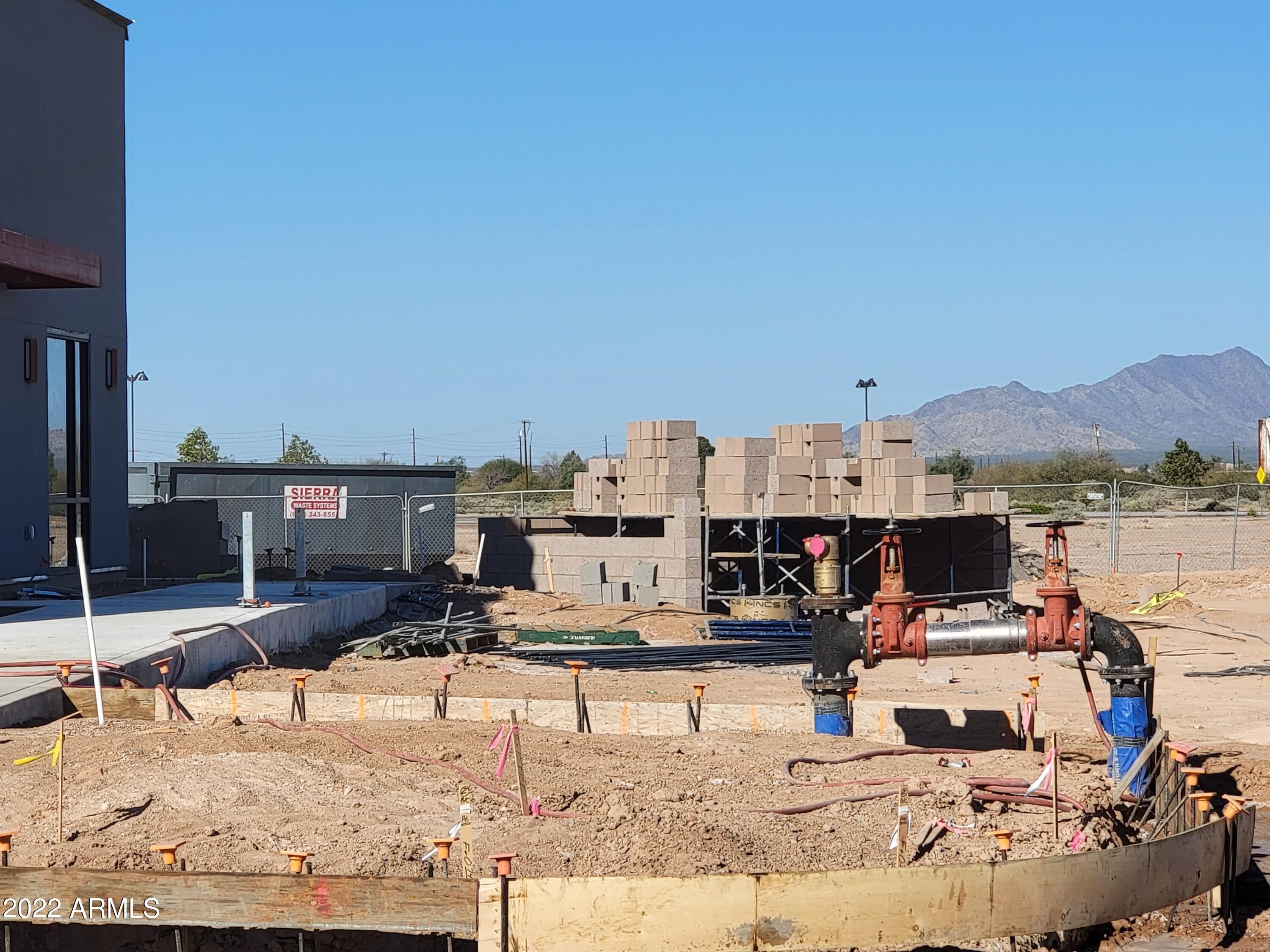 ESTRELLA GIN BUSINESS PARK - Commercial Sale