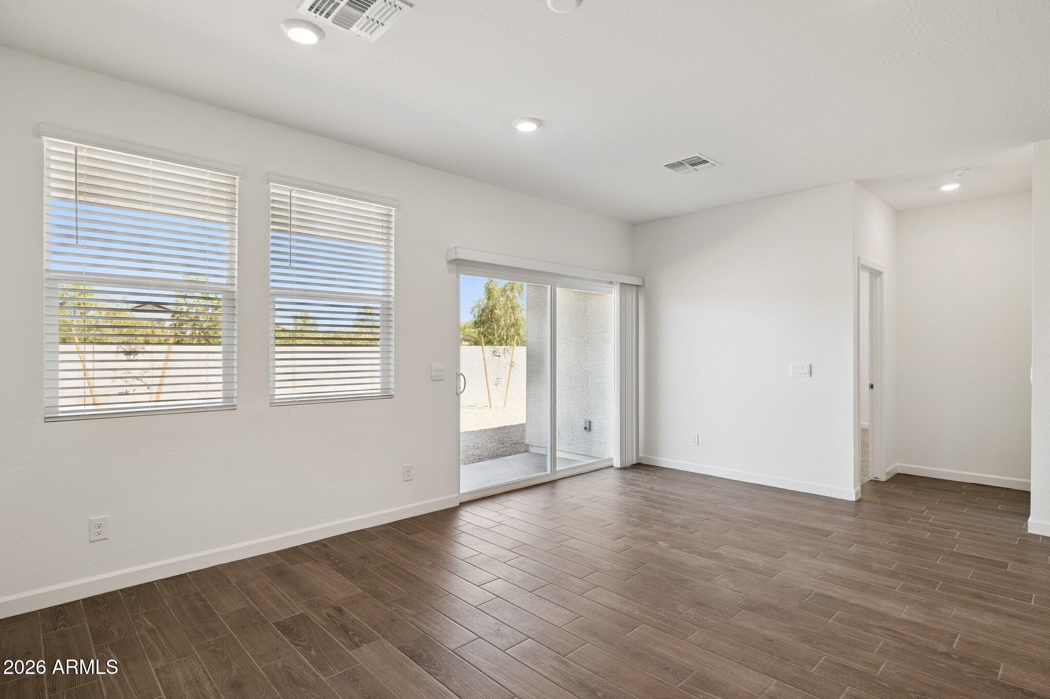 26049 W LYNNE Lane