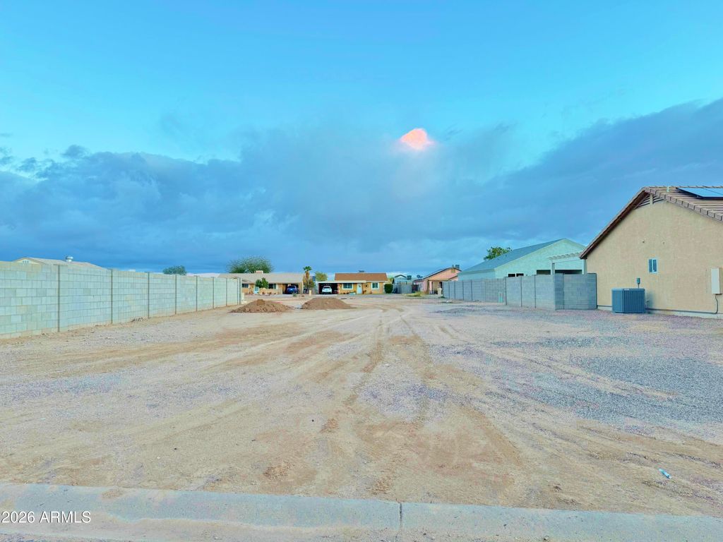 Photo of 9346 W Tinajas Drive #197, Arizona City, AZ 85123 (MLS # 6986998)