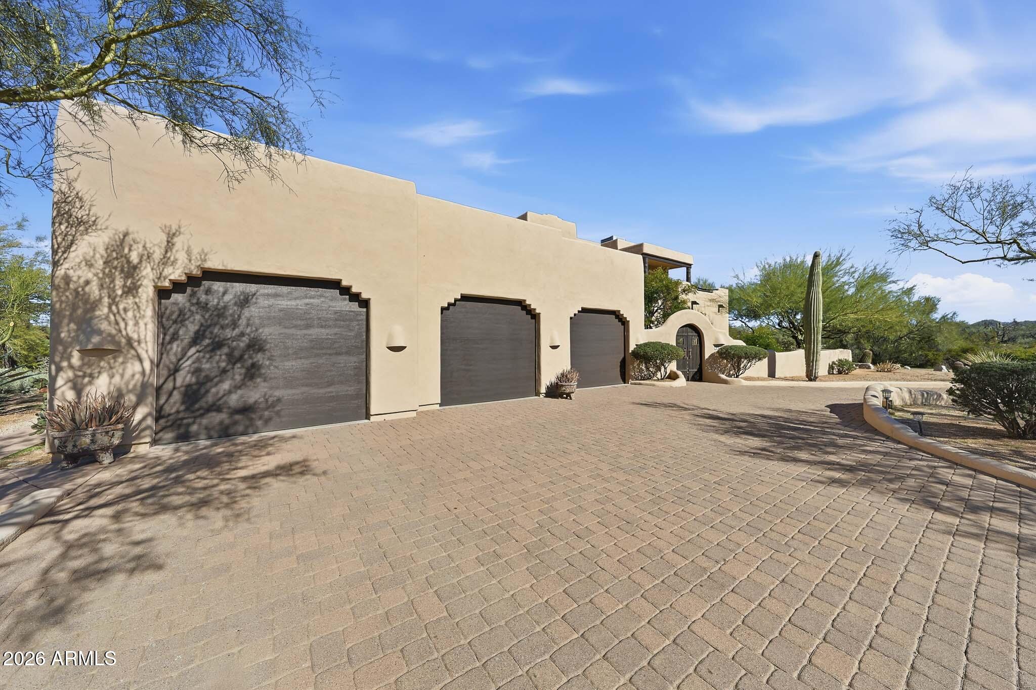 8180 E DOVE VALLEY Road