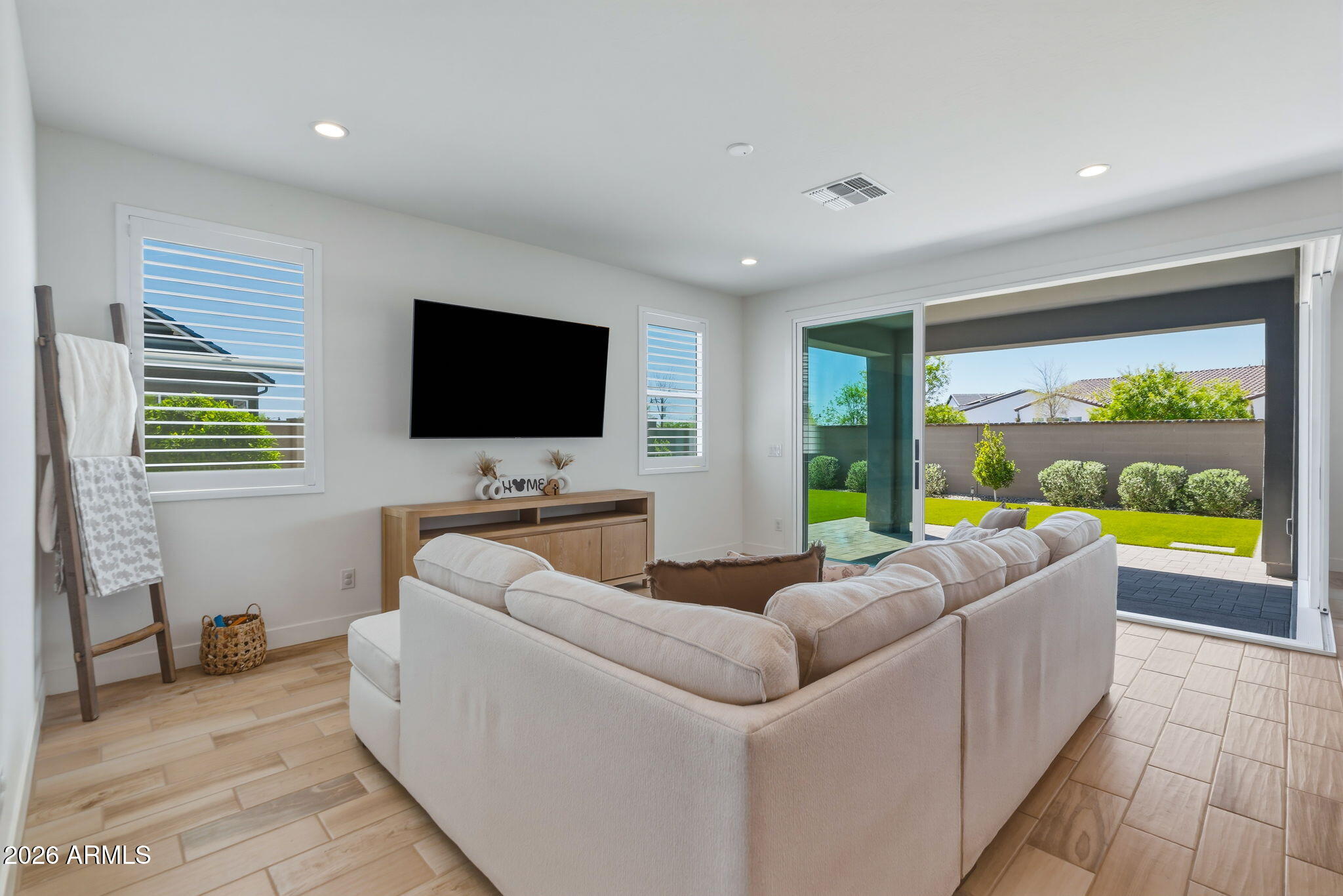 STERLING GROVE - Residential