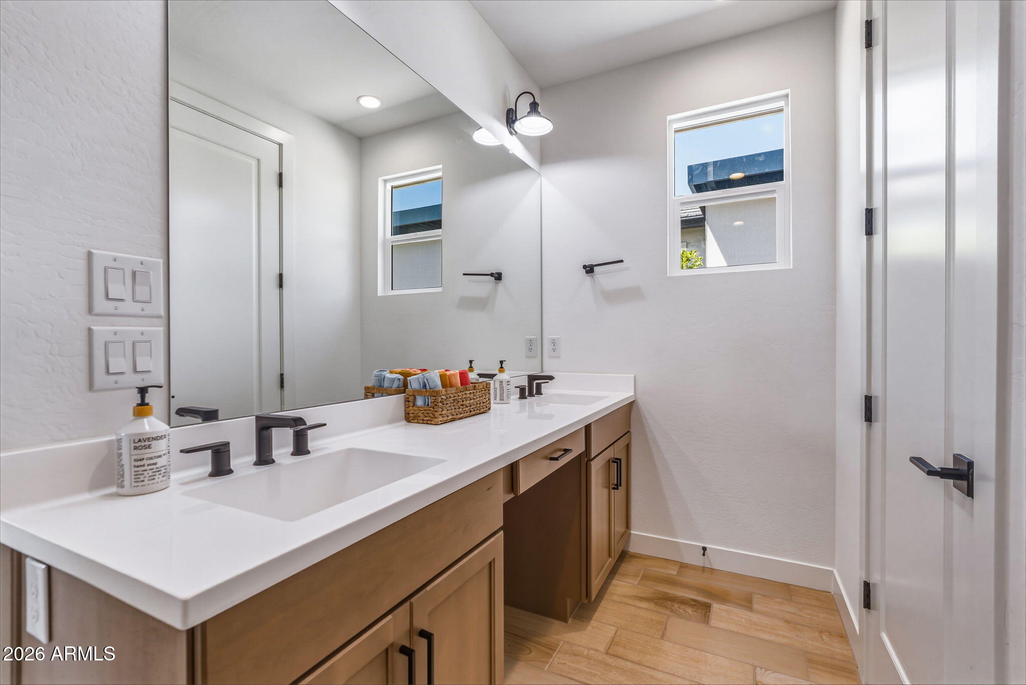 STERLING GROVE - Residential