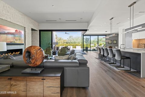 6838 E JOSHUA TREE Lane Paradise Valley AZ 85253