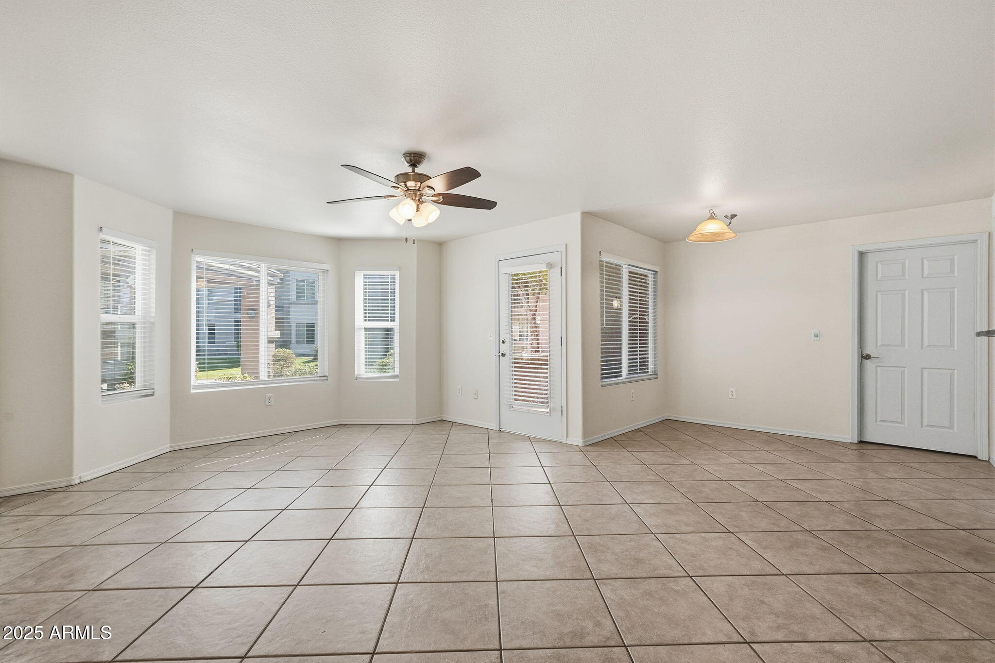 17017 N 12TH Street 1094