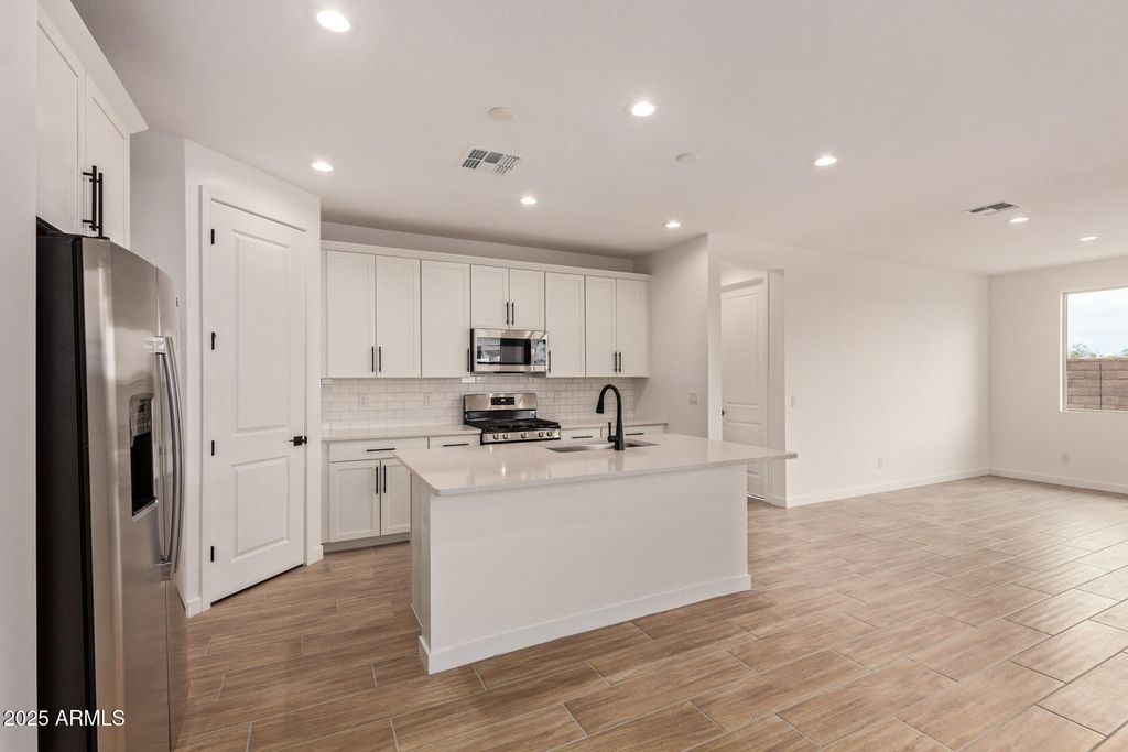 Photo of 8644 S 170th Avenue, Goodyear, AZ 85338 (MLS # 6948714)