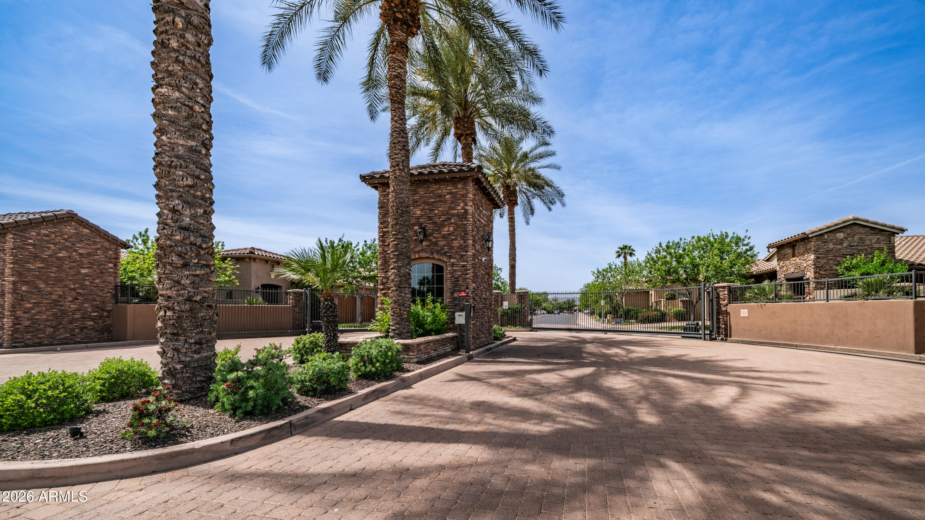 ELLIOT ESTATES OR TOSCANA - Residential