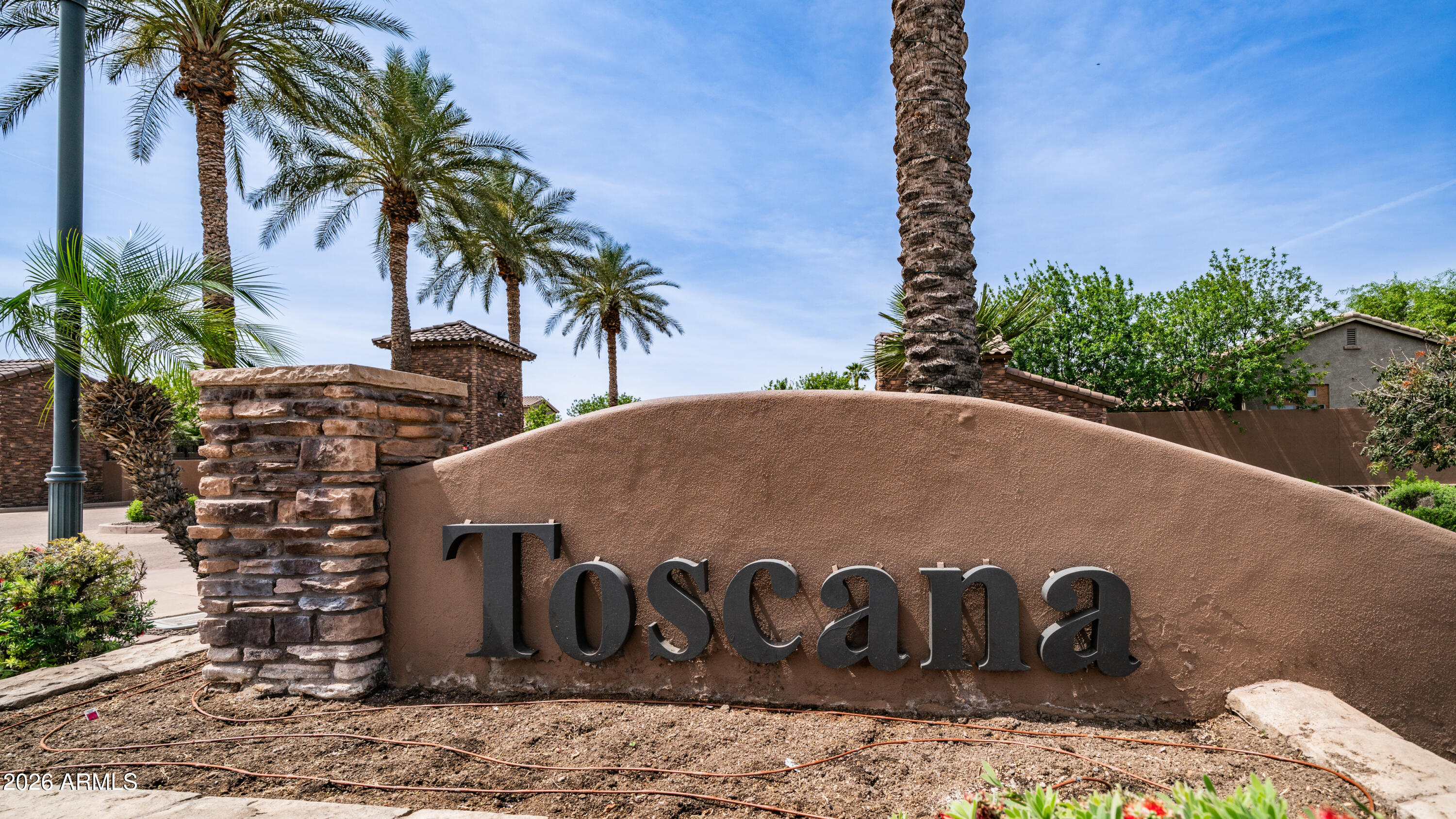 ELLIOT ESTATES OR TOSCANA - Residential