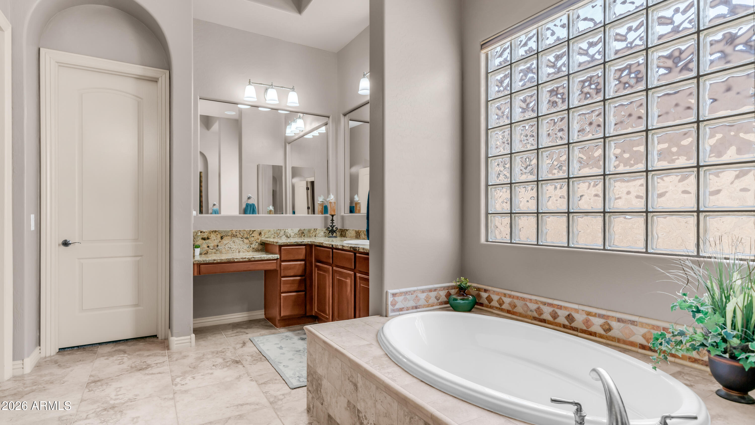 ELLIOT ESTATES OR TOSCANA - Residential